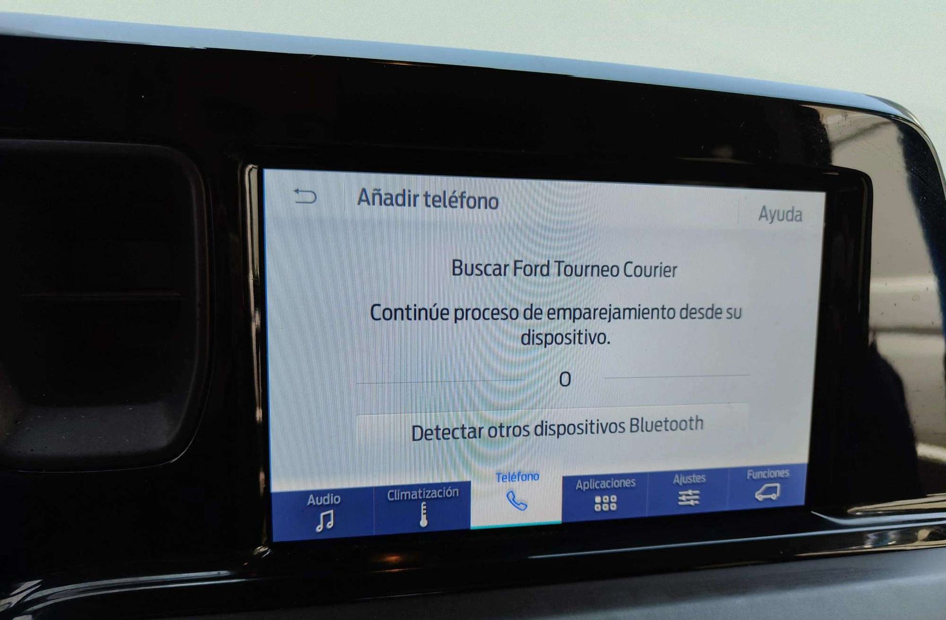 Ford Tourneo Courier 1.0 EcoBoost Trend - foto 28