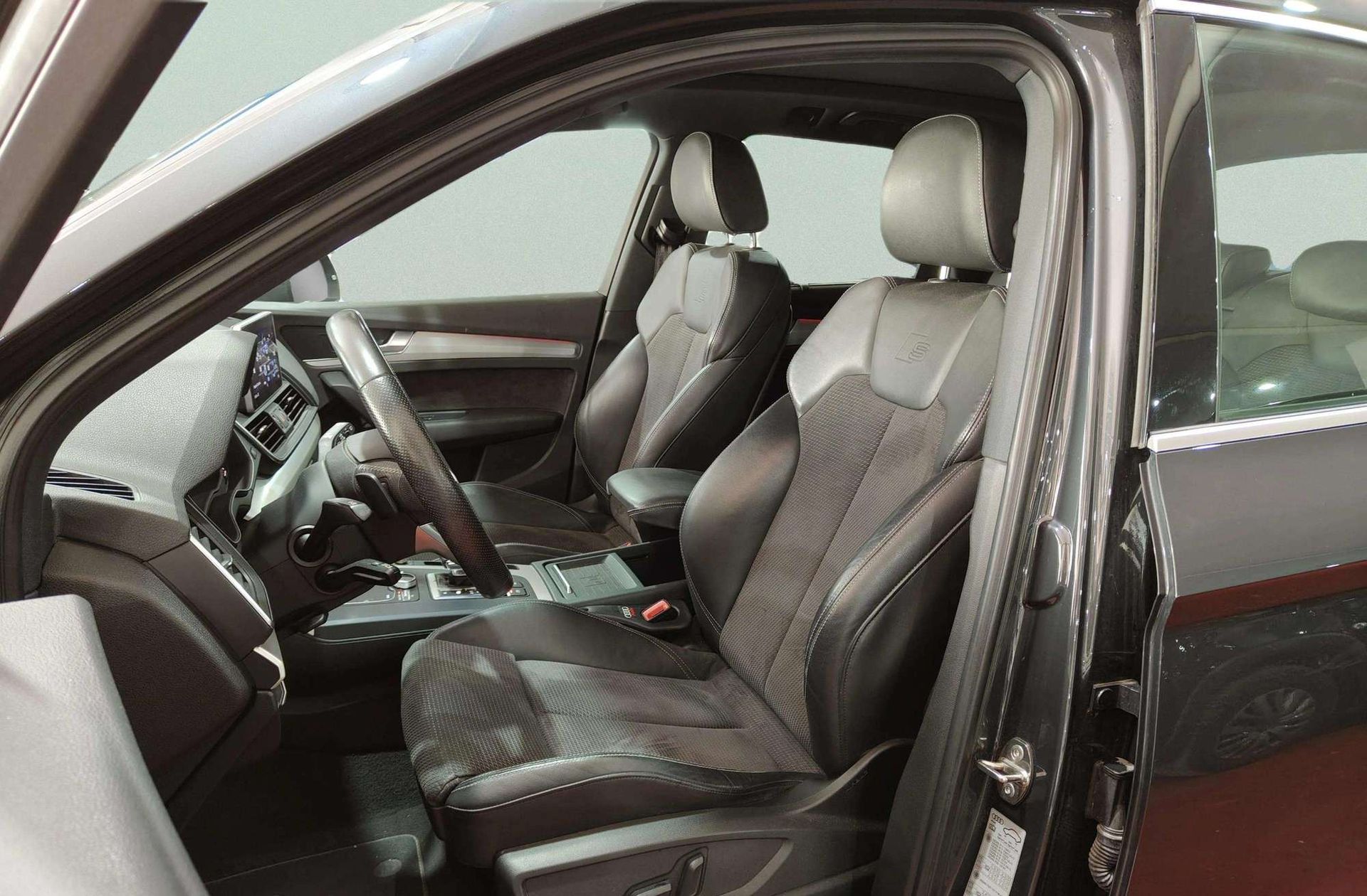 Audi Q5 S line 2.0 TDI quattro S tronic - foto 17