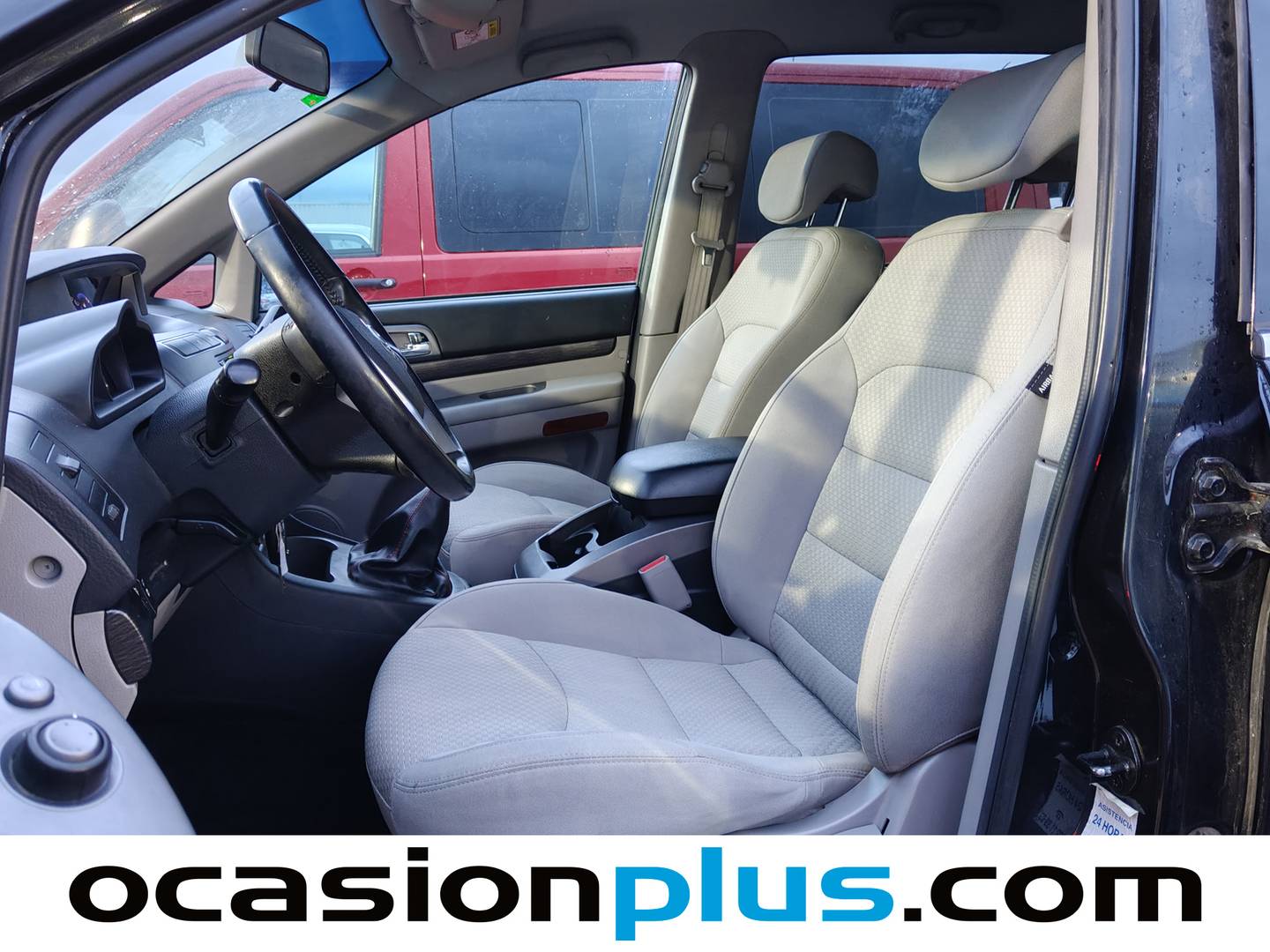 Foto asientos traseros SsangYong Rodius Ssangyong Rodius D22T Premium (178 CV) 7 PLAZAS