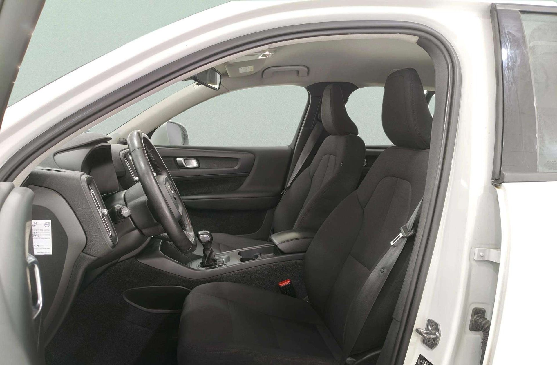 Volvo XC40 T3 - foto 10