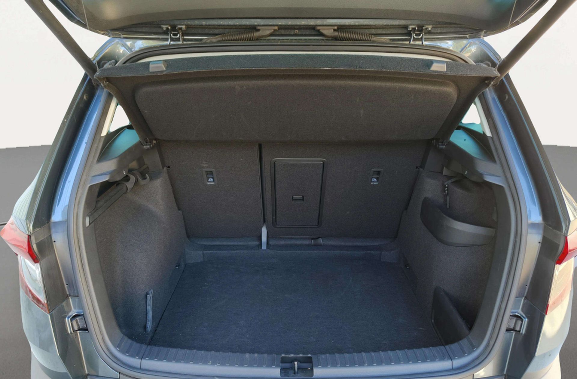 Škoda Karoq 1.5 TSI ACT 125 Aniversario DSG - foto 16