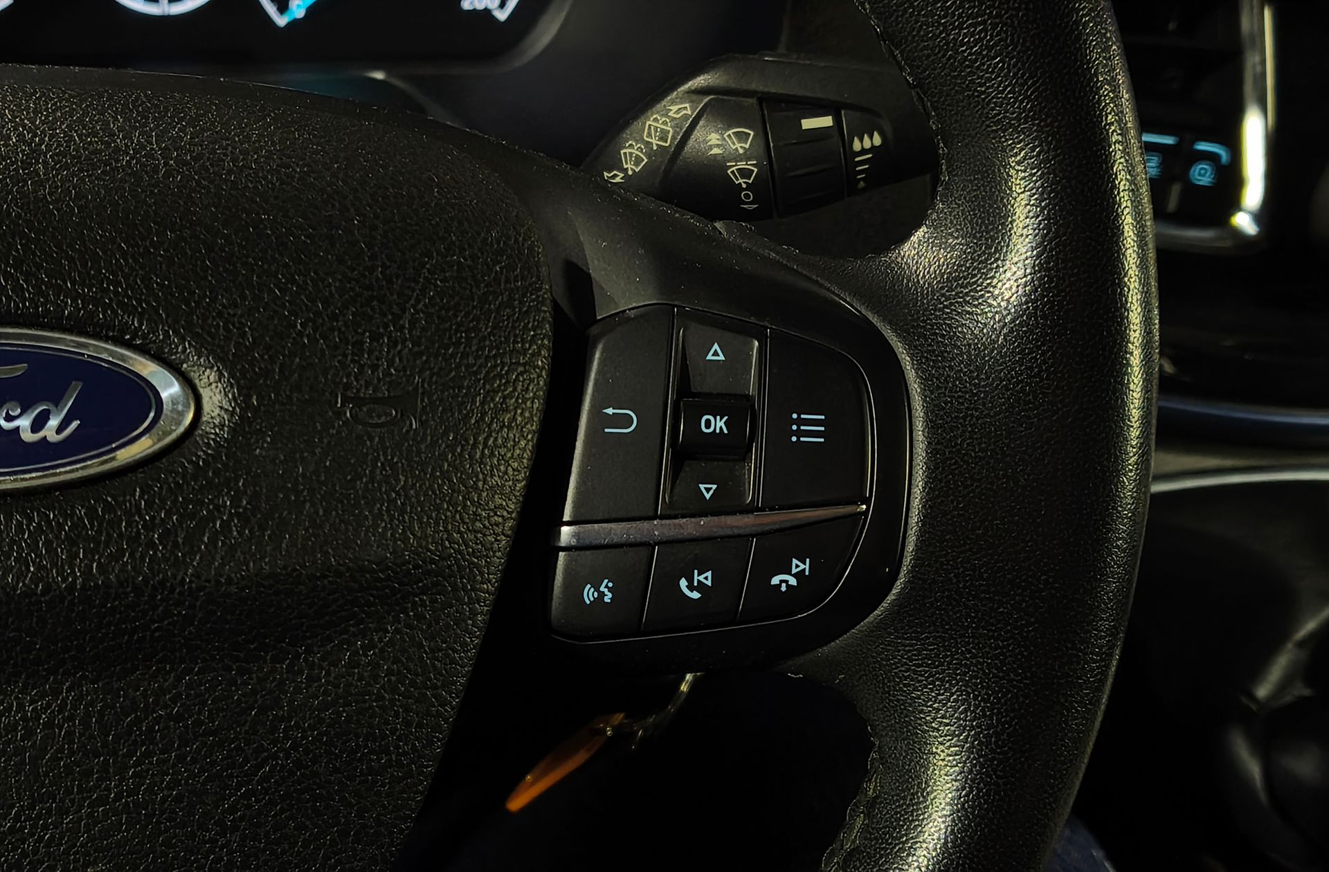 Ford Tourneo Custom 2.0 EcoBlue Hybrid L1 Active - foto 31