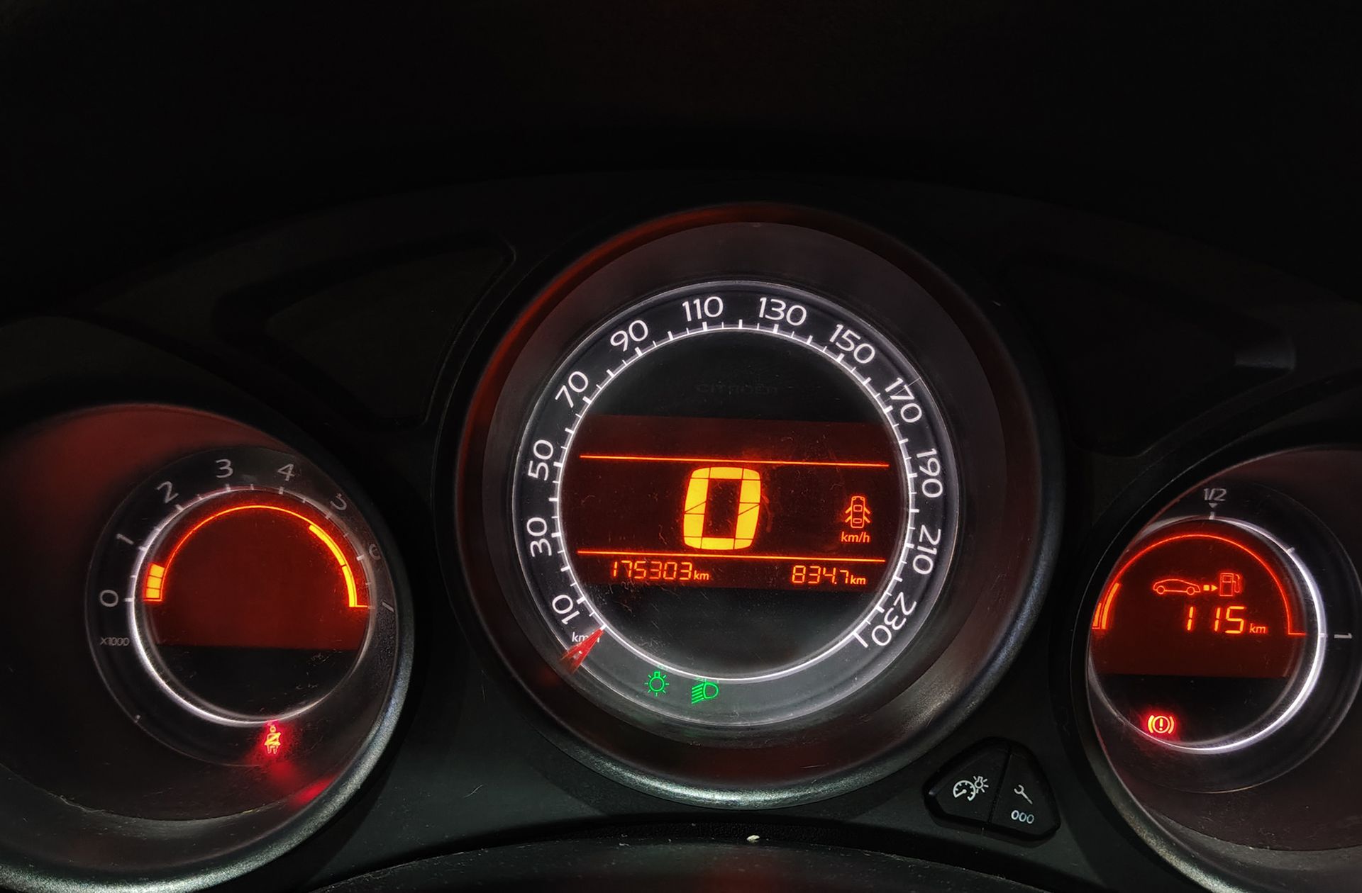 Citroën C4 1.6 HDi Seduction - foto 18