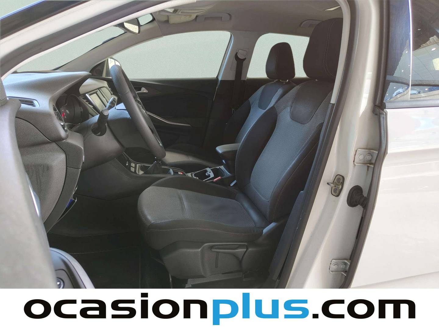 Foto asientos delanteros Opel Grandland X Opel Grandland X 1.2 Turbo Selective  (130 CV)