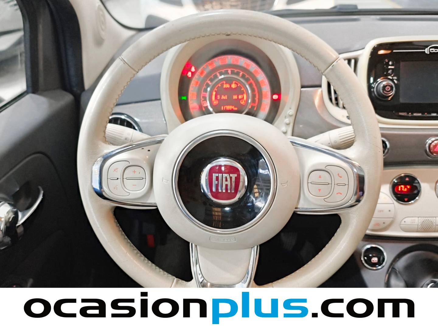 Fiat 500 Fiat 500 1.2 8v Lounge (69 CV) de segunda mano