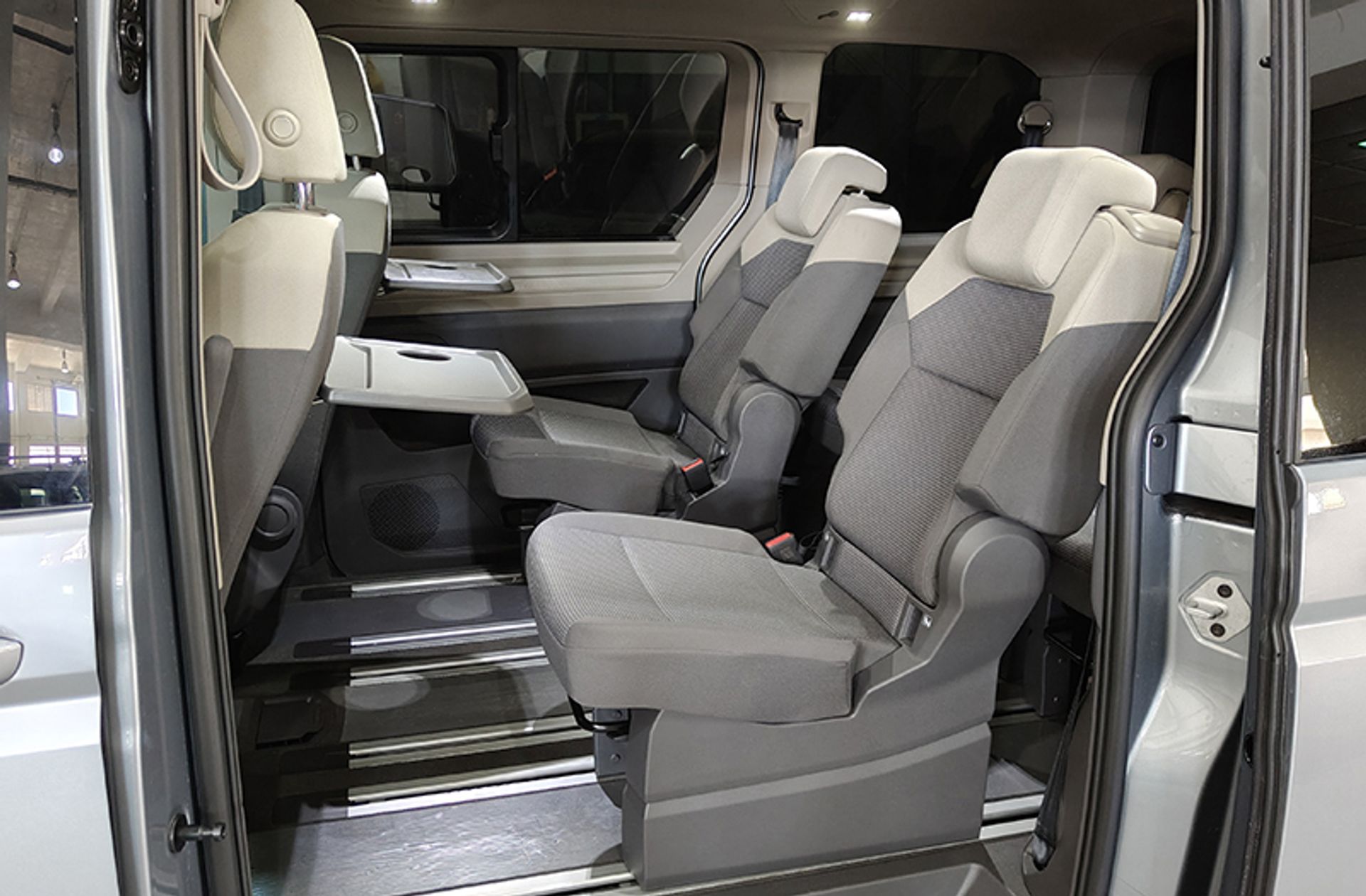 Volkswagen Multivan 2.0 TDI Batalla Corta DSG 7 plazas - foto 12