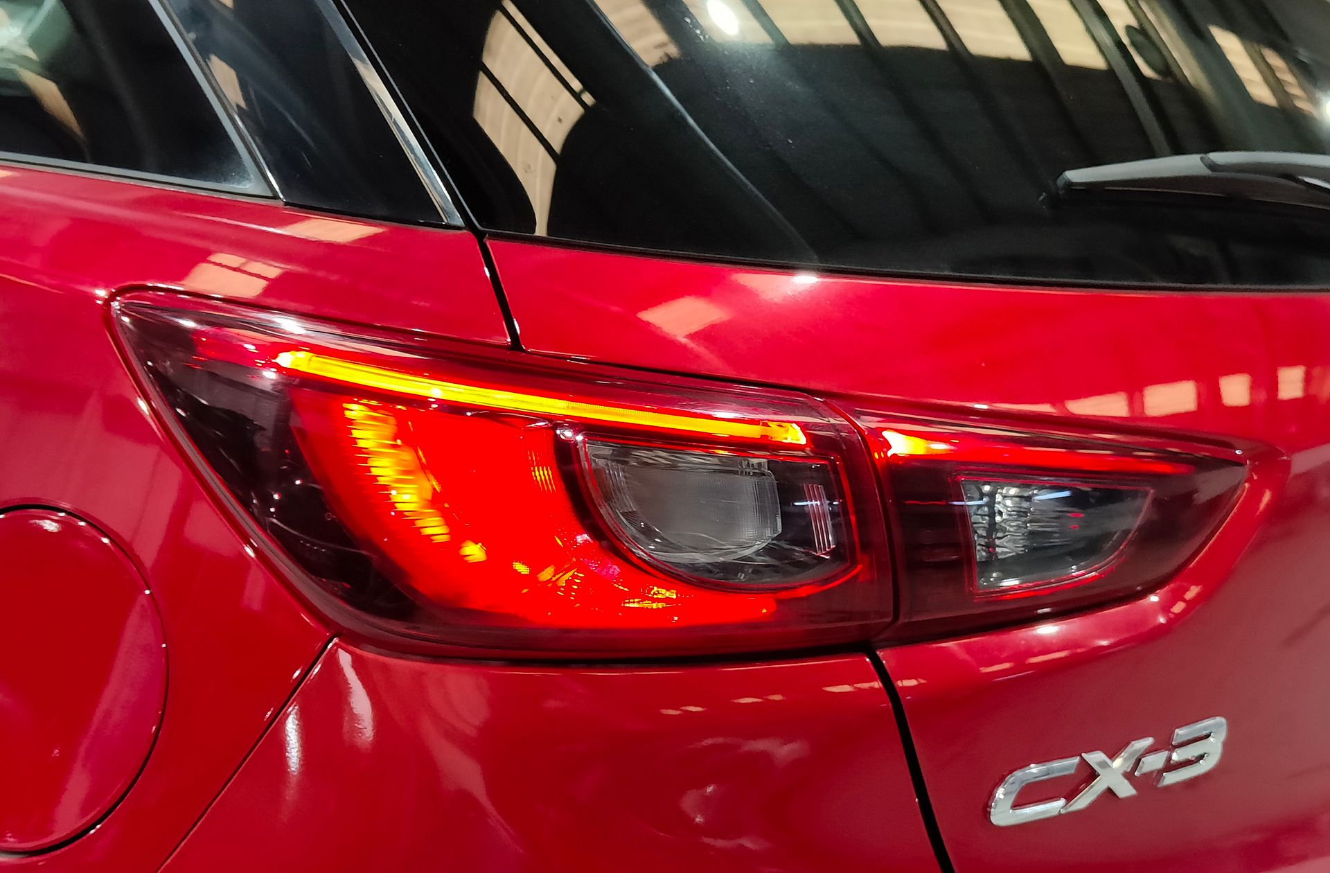Mazda CX-3 2.0 Skyactiv GE Luxury 2WD - foto 14