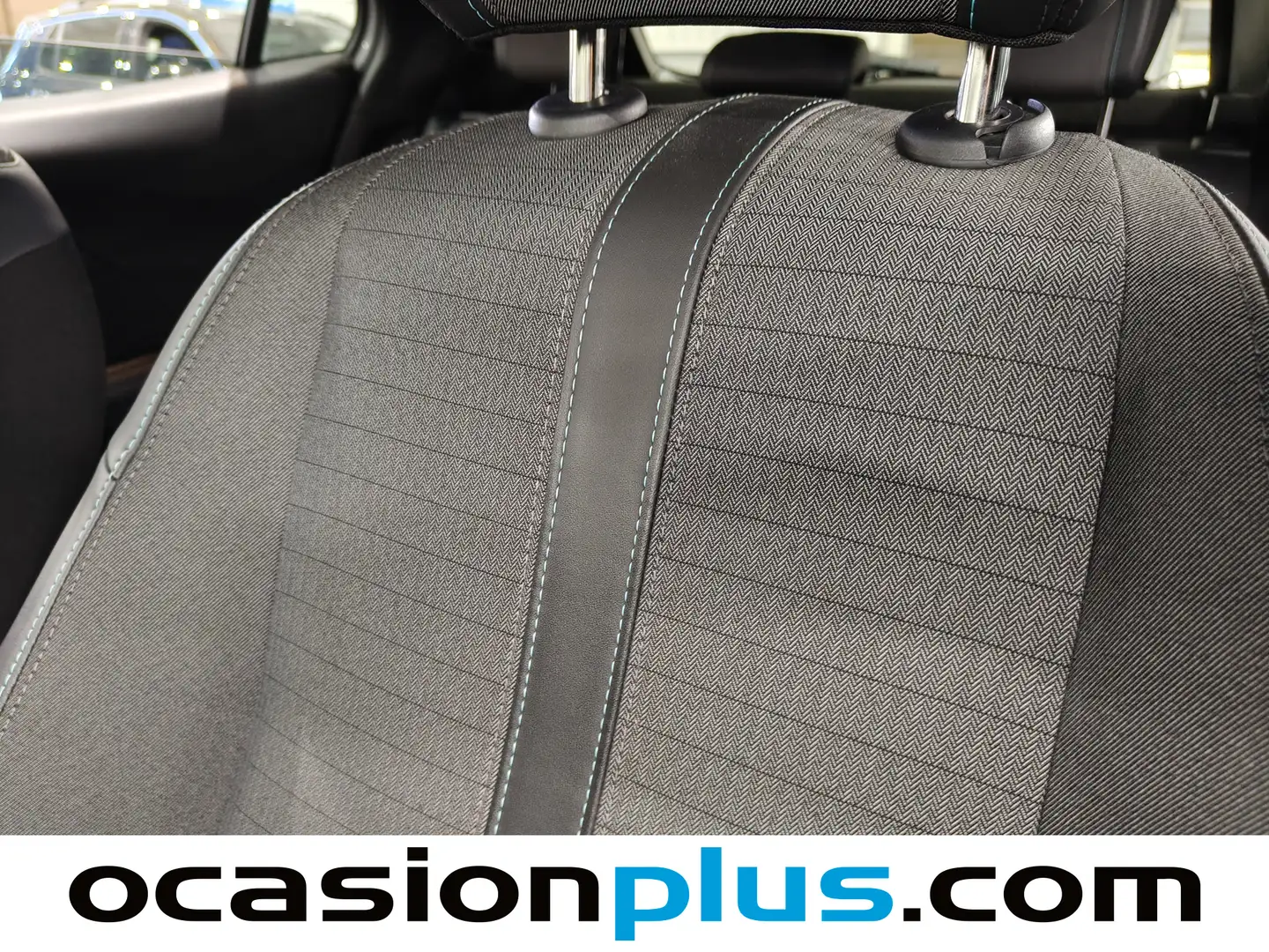 Foto Peugeot 2008 Peugeot 2008 PureTech 100 S&S Allure (100 CV)