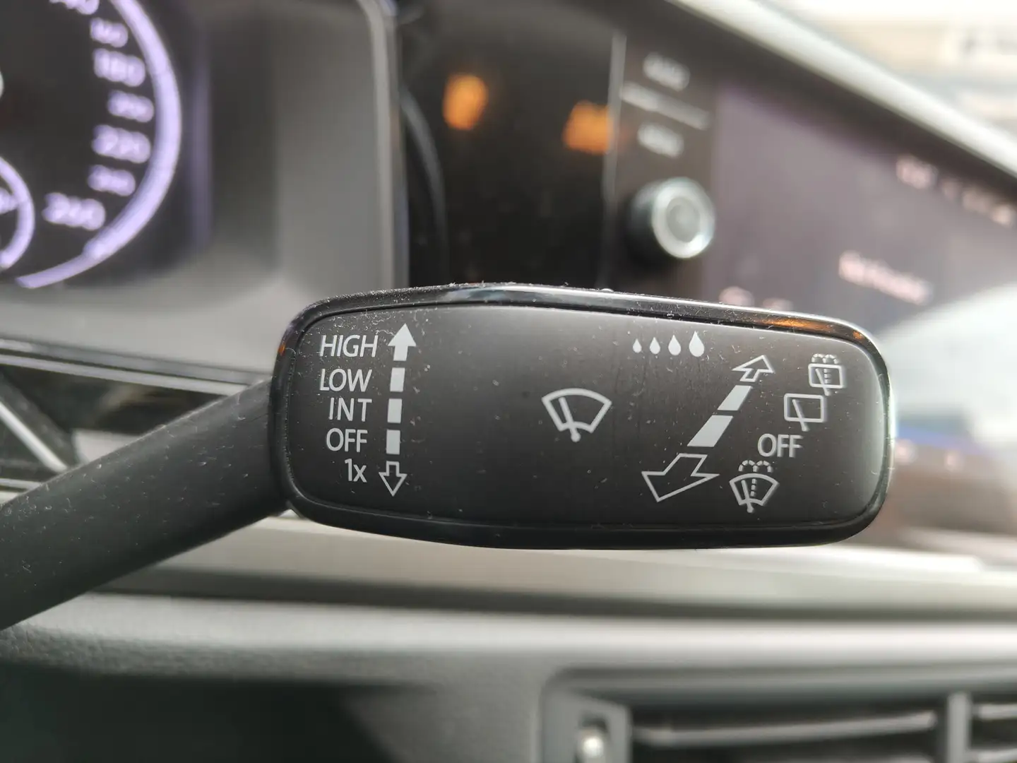 Foto Volkswagen Polo Volkswagen Polo Advance 1.0 TSI (95 CV)