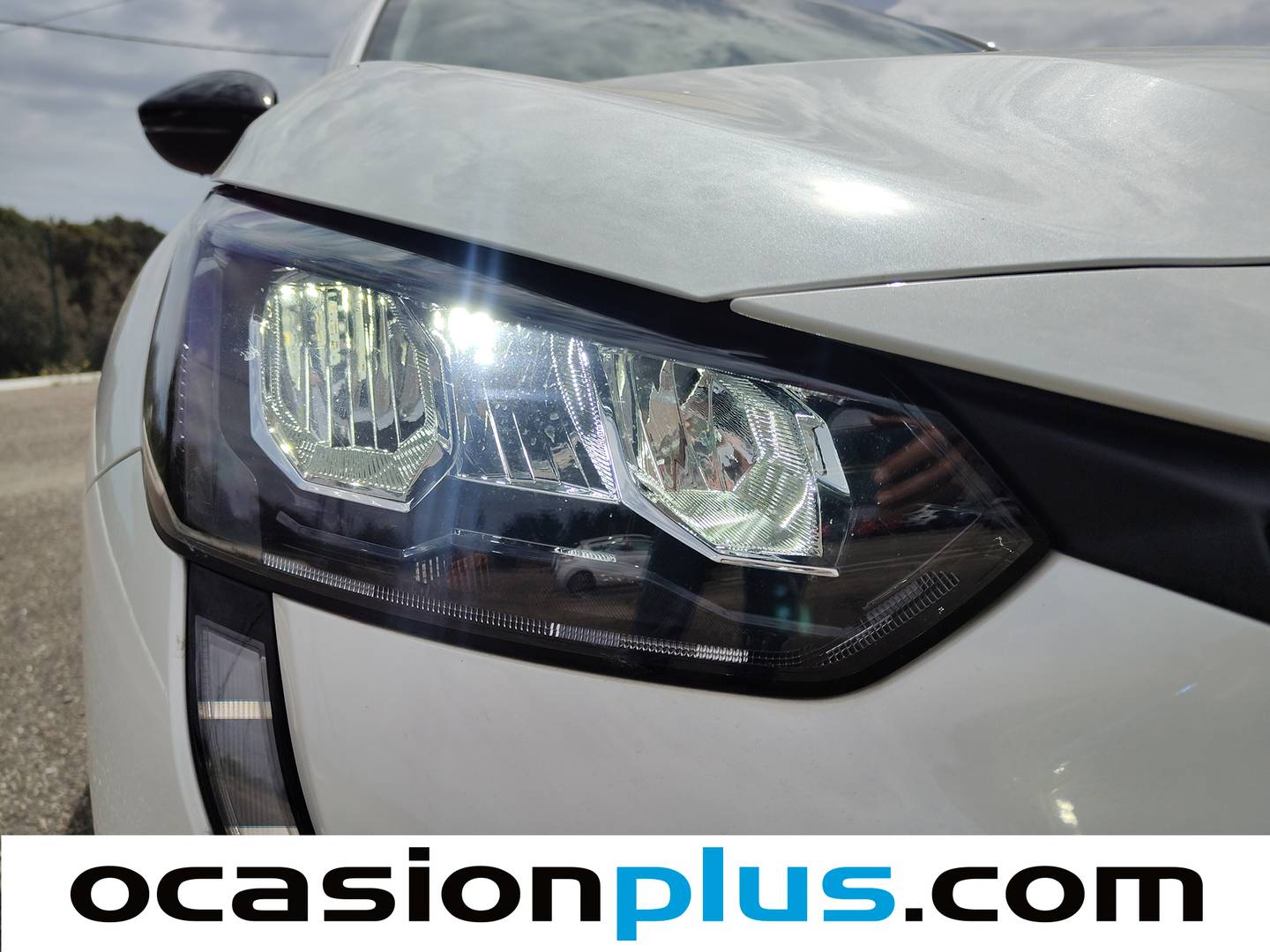 Peugeot 208 Peugeot 208 PureTech 130 Allure Pack EAT8 (130 CV) gasolina