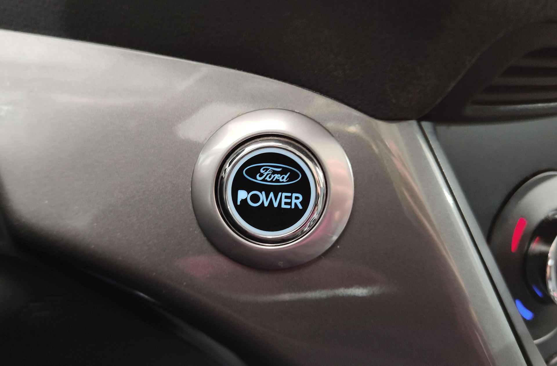 Ford C-Max 2.0 TDCi Titanium Powershift - foto 29
