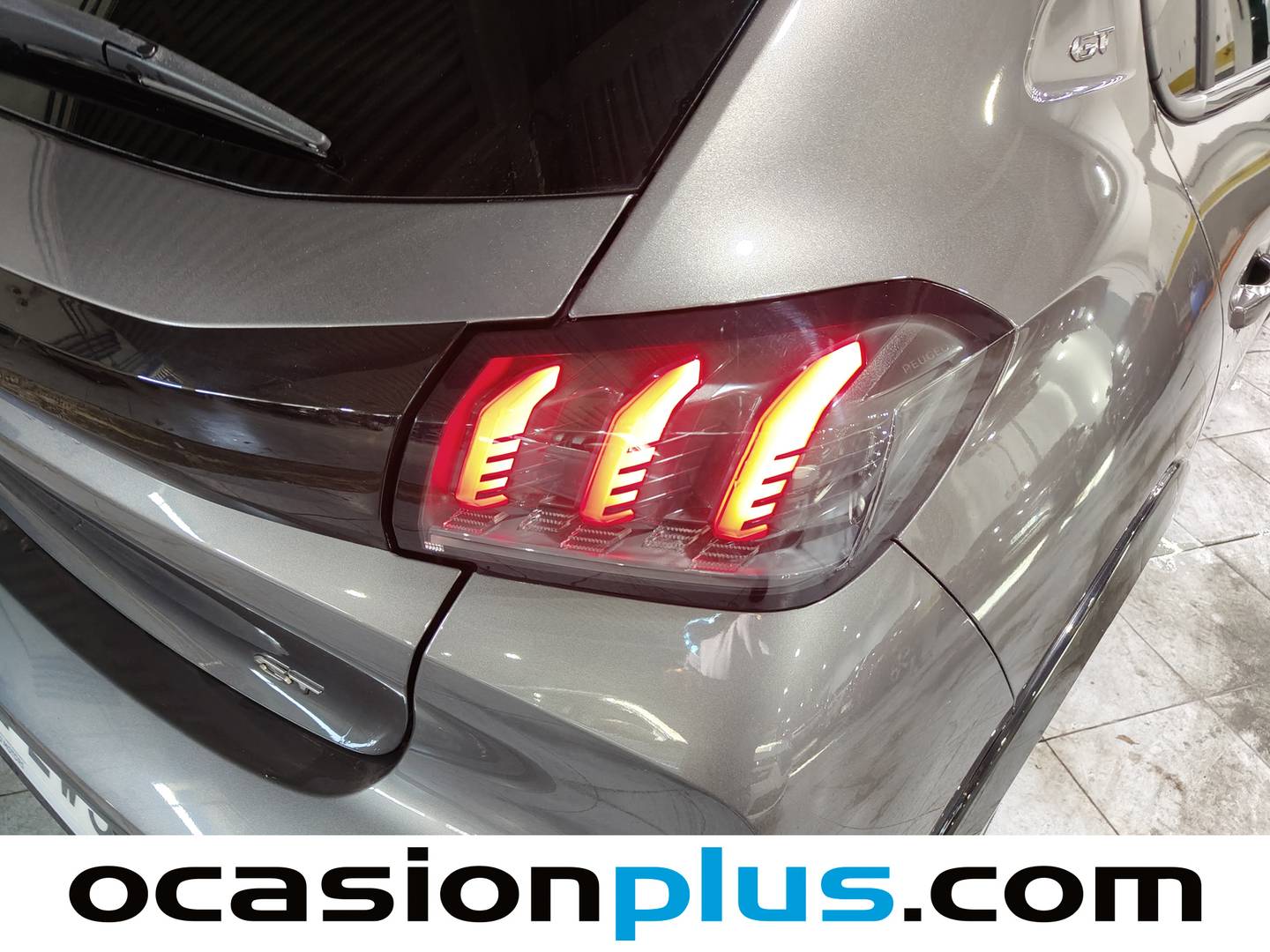 Foto Peugeot 208 Peugeot 208 BlueHDi 100 GT (100 CV)