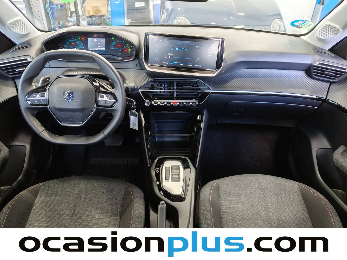 Peugeot 208 Peugeot 208 Style Hybrid 110 eDCS6 (110 CV) seminuevo