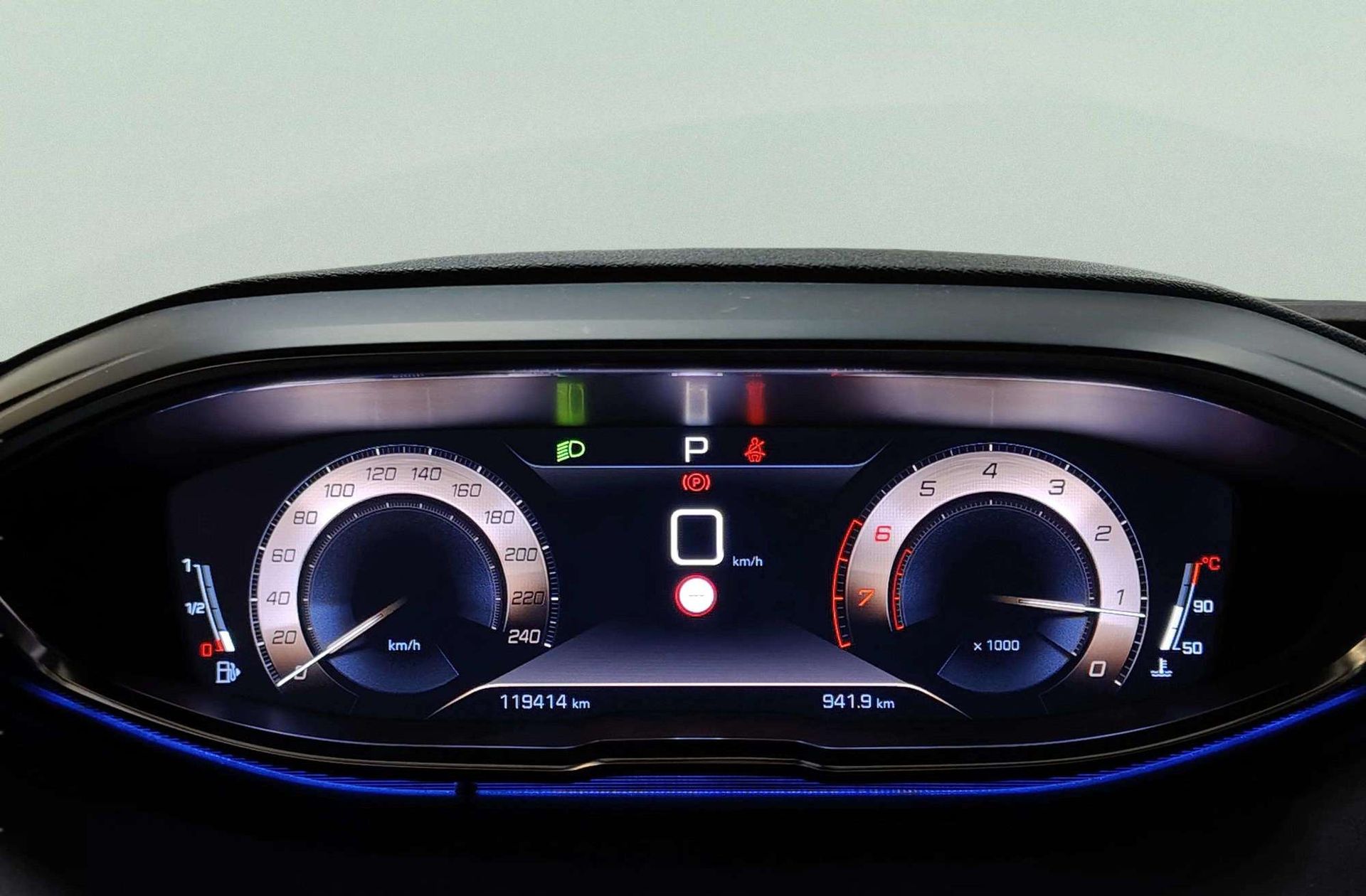 Peugeot 5008 PureTech 180 GT Line EAT8 7 plazas - foto 34