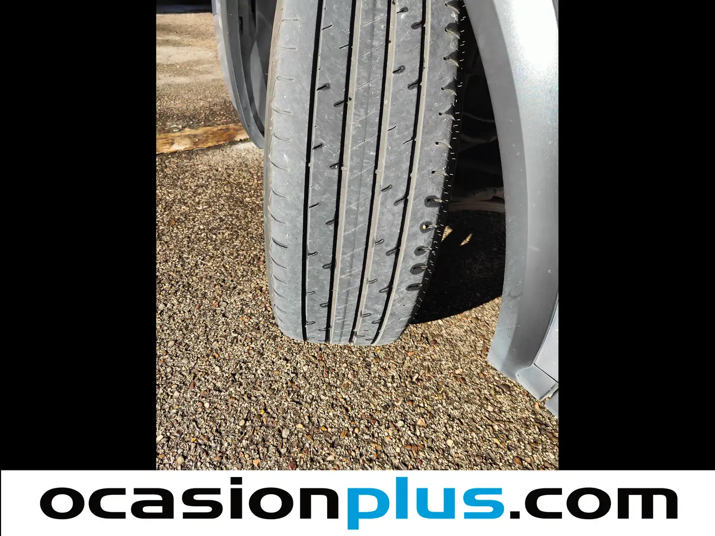 Foto DS DS 7 Crossback DS DS7 Crossback BlueHDi 130 DE Bastille + AT (130 CV)