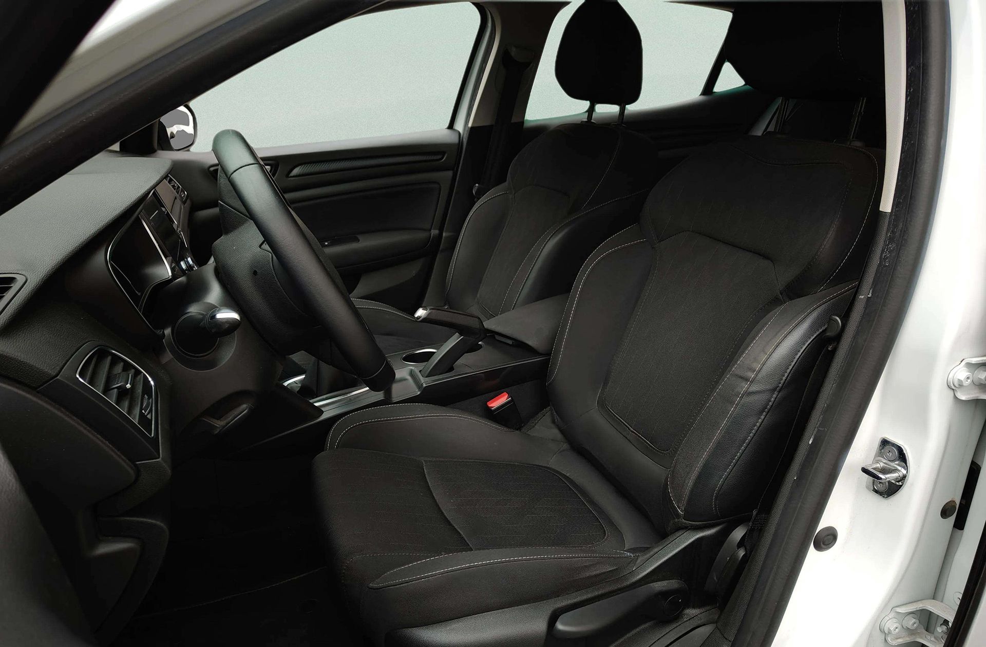 Renault Mégane Limited TCe - foto 10