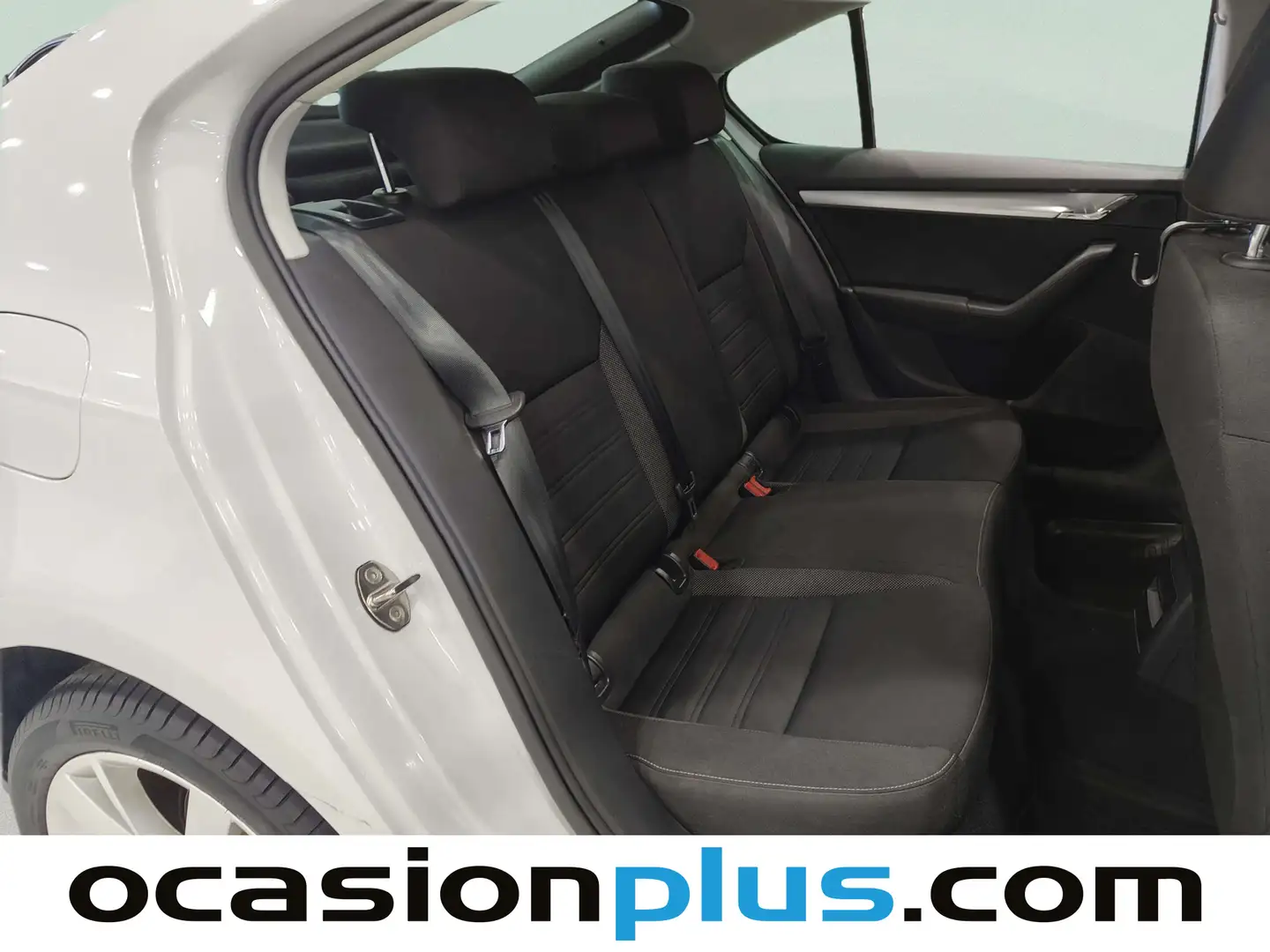 Foto Skoda Octavia Skoda Octavia 1.6 TDI CR Ambition DSG (115 CV)