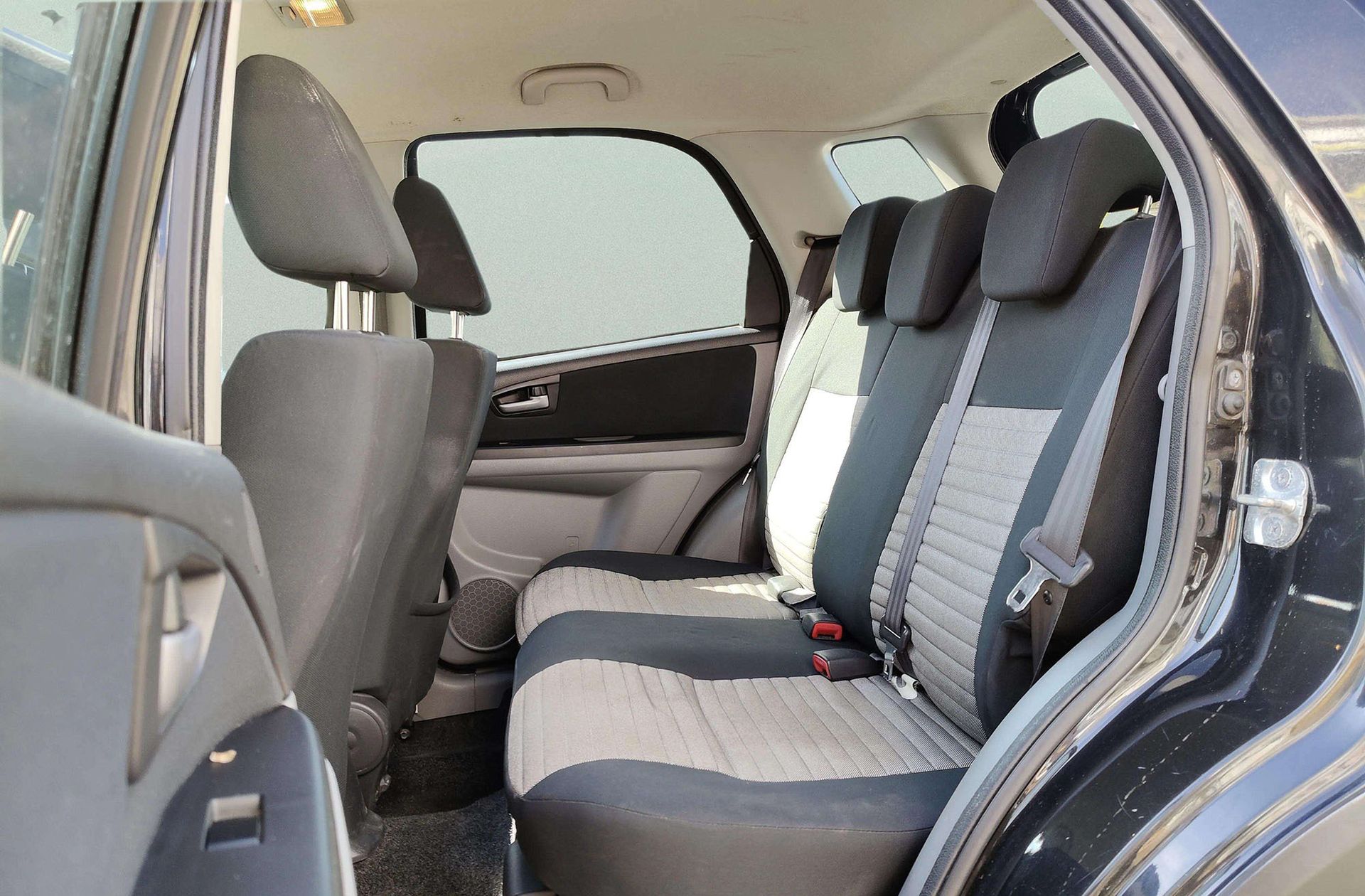 Suzuki SX4 1.9 Ddis GL+ - foto 9