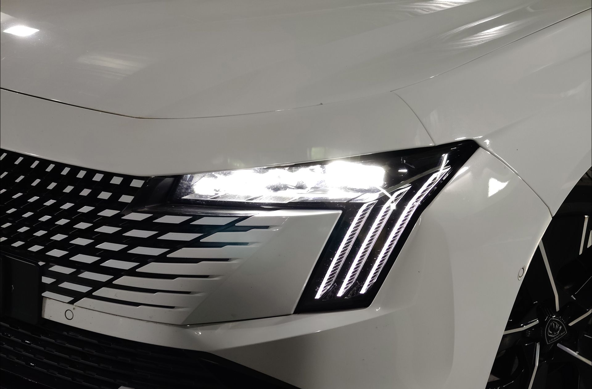 Peugeot 508 SW BlueHDi 130 GT EAT8 - foto 18
