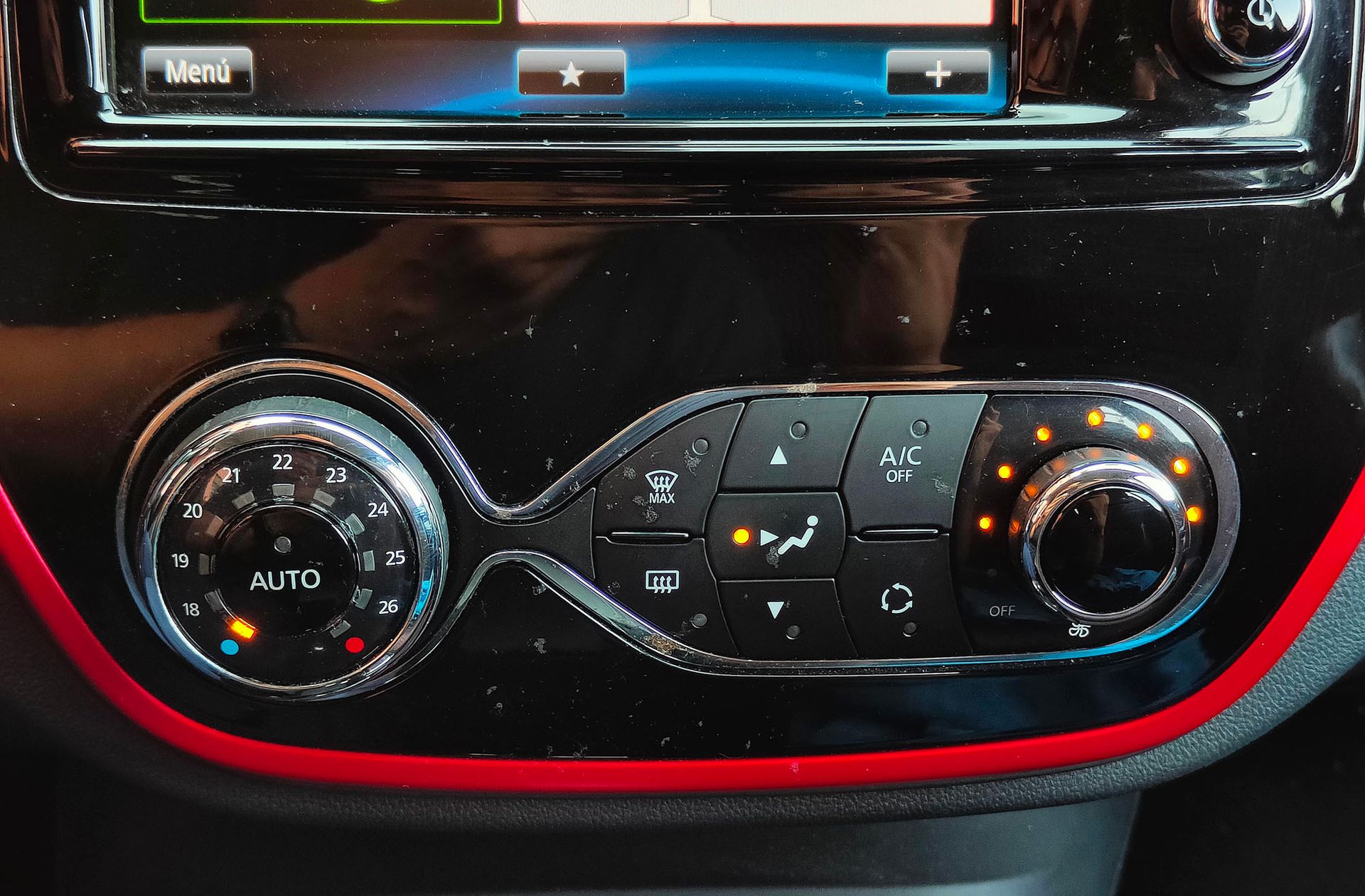 Renault Captur 1.5 dCi Energy Xmod EDC - foto 36
