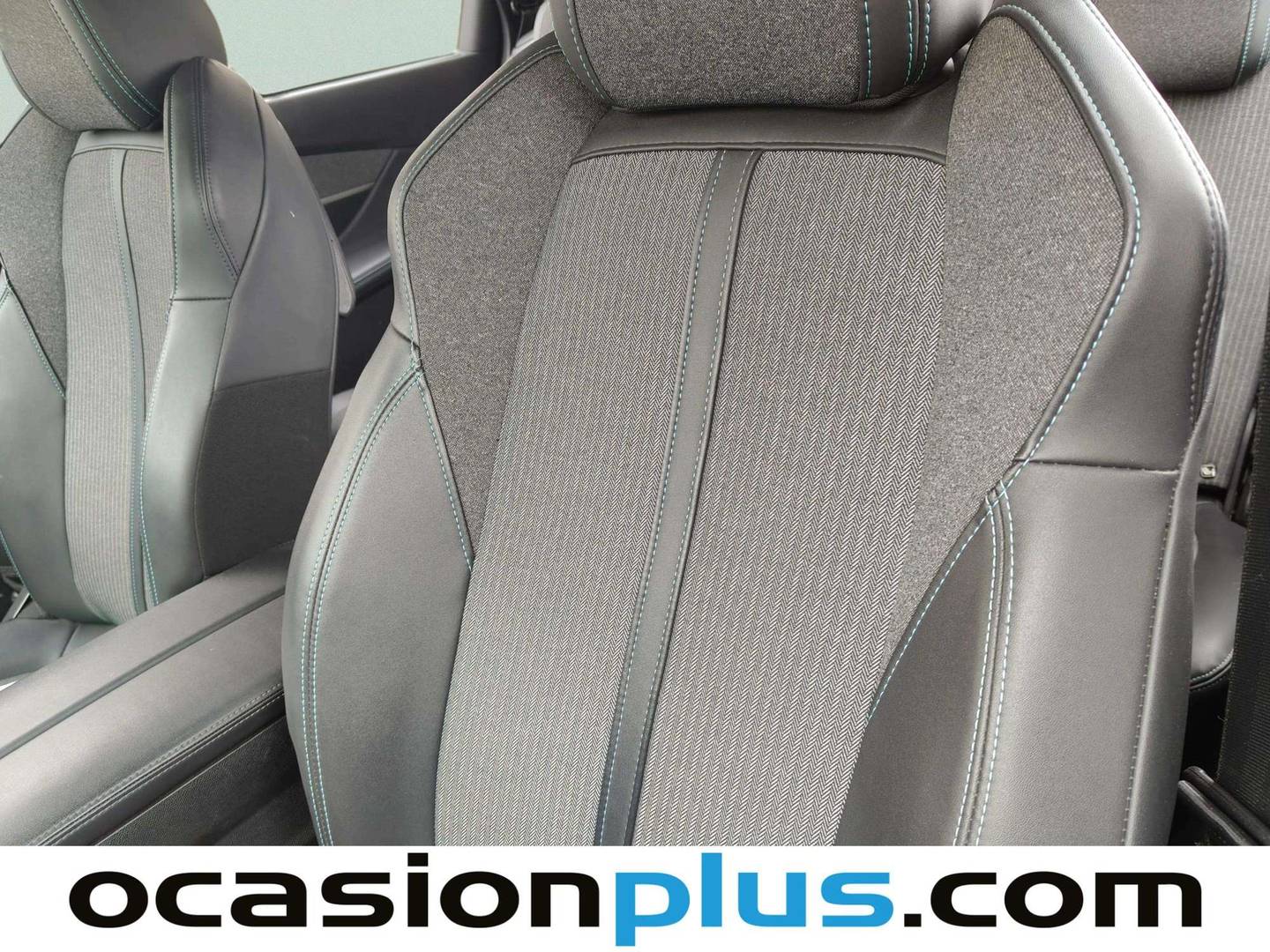 Foto Peugeot 5008 Peugeot 5008 PureTech 130 S&S Allure Pack EAT8 (130 CV) 7 Plazas