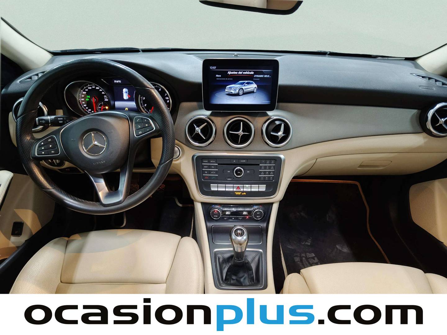 Foto Mercedes GLA Mercedes-Benz GLA 180  (122 CV)