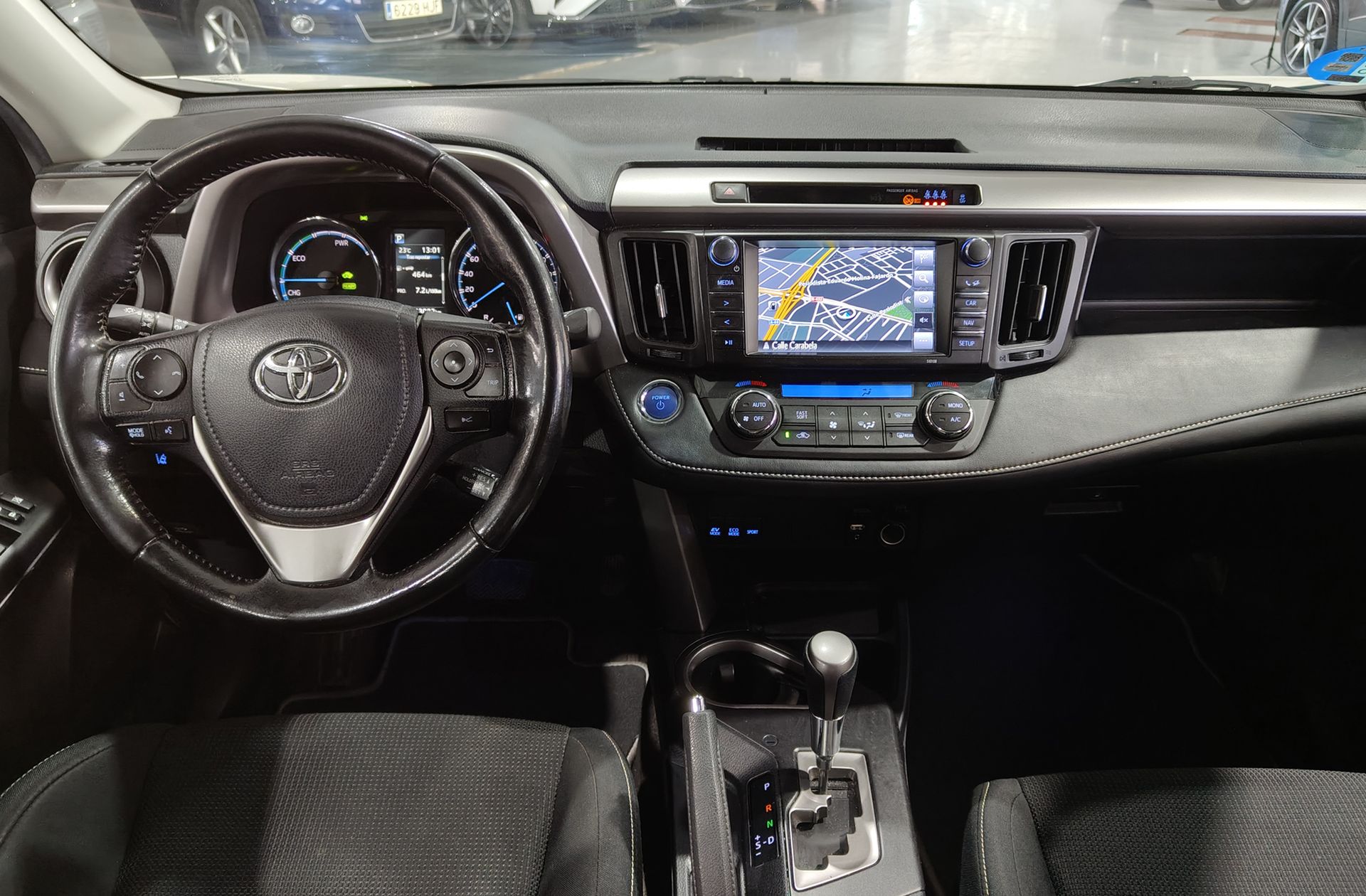 Toyota RAV4 2.5l hybrid Advance 2WD - foto 6