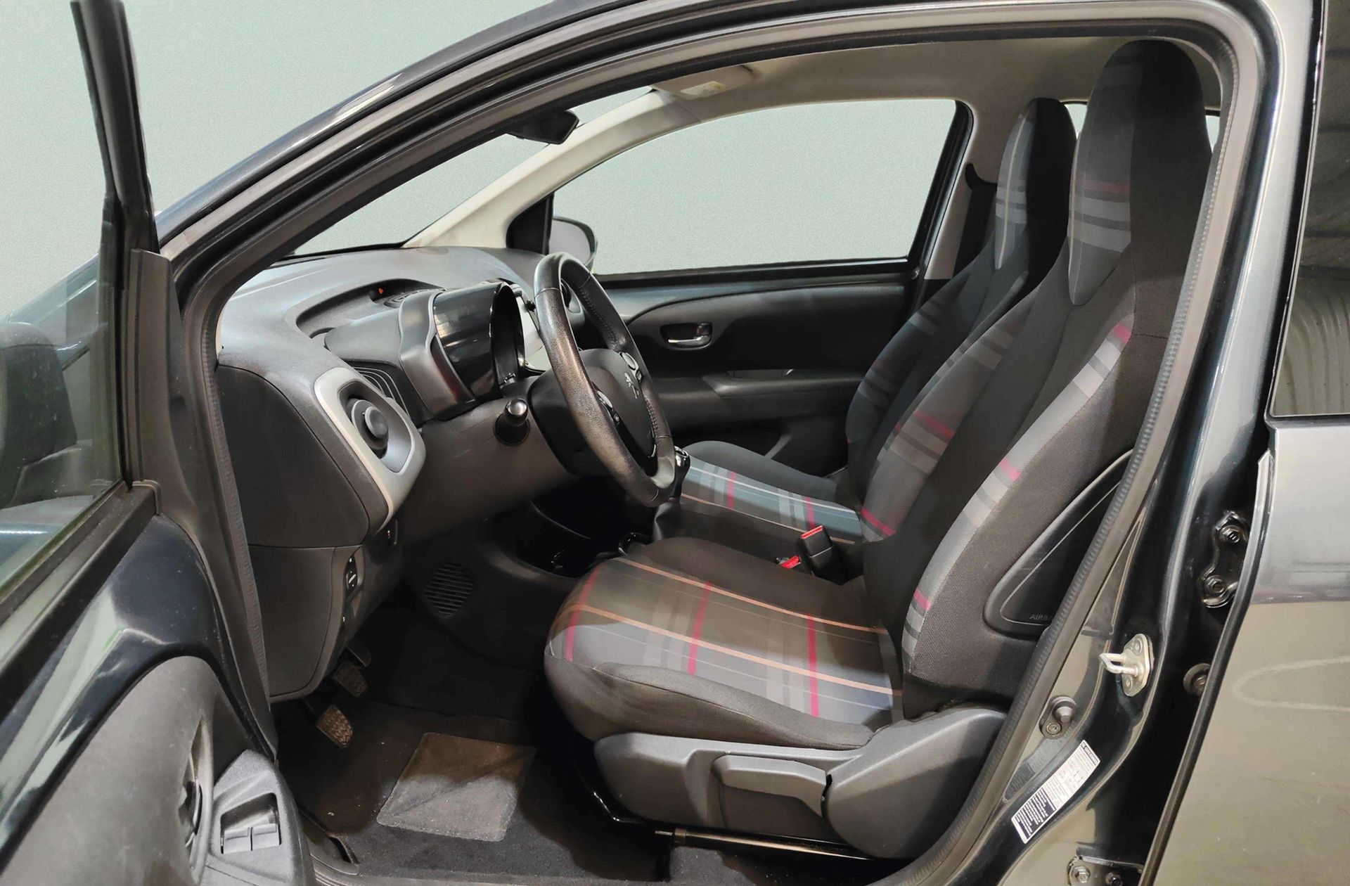 Peugeot 108 1.2 PureTech Allure - foto 8