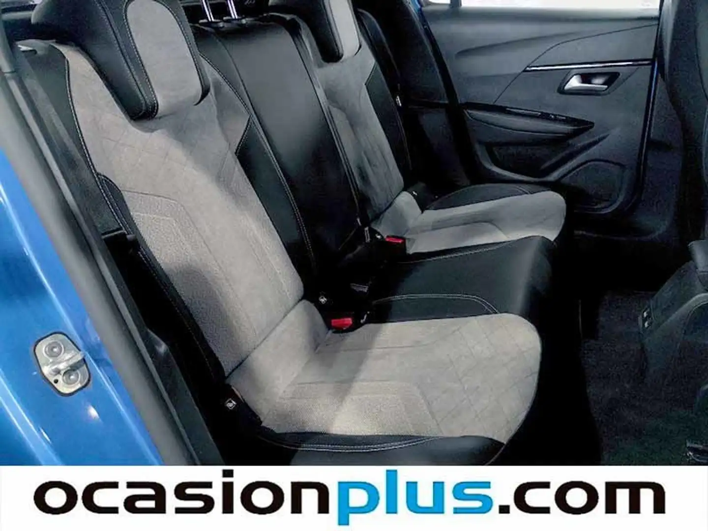 Tapicería cuero-alcántara