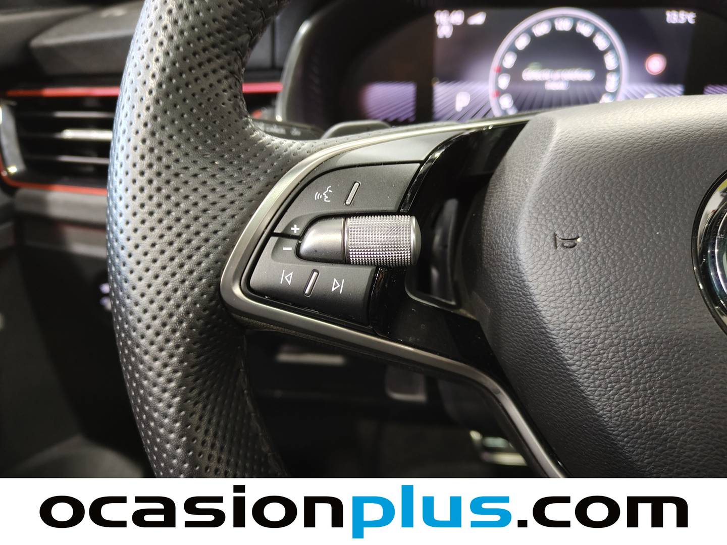 Foto Skoda Kamiq Skoda Kamiq 1.0 TSI Design DSG (115 CV)