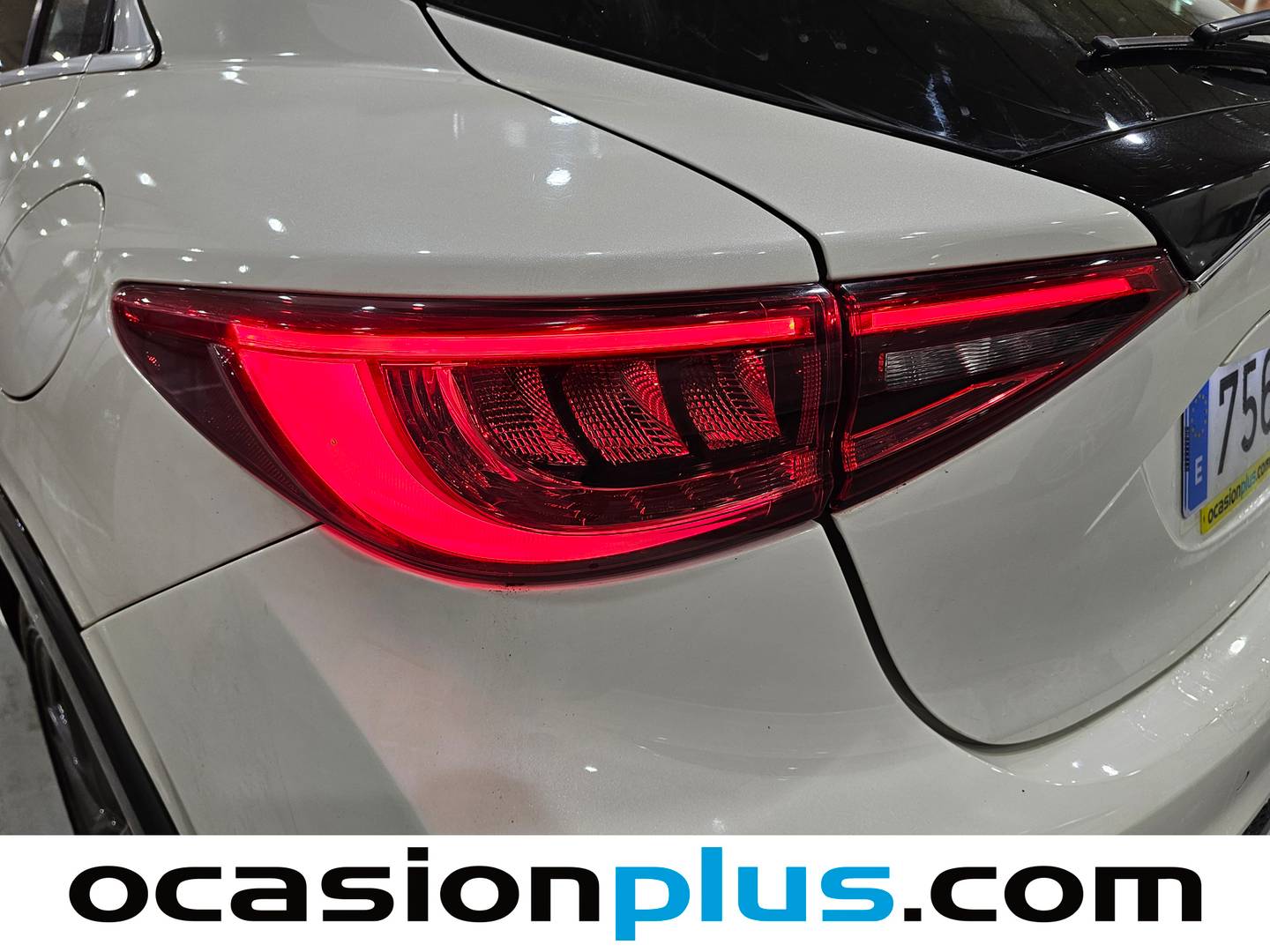 Foto Infiniti Q30 Infiniti Q30 2.2D Sport 7DCT (170 CV)