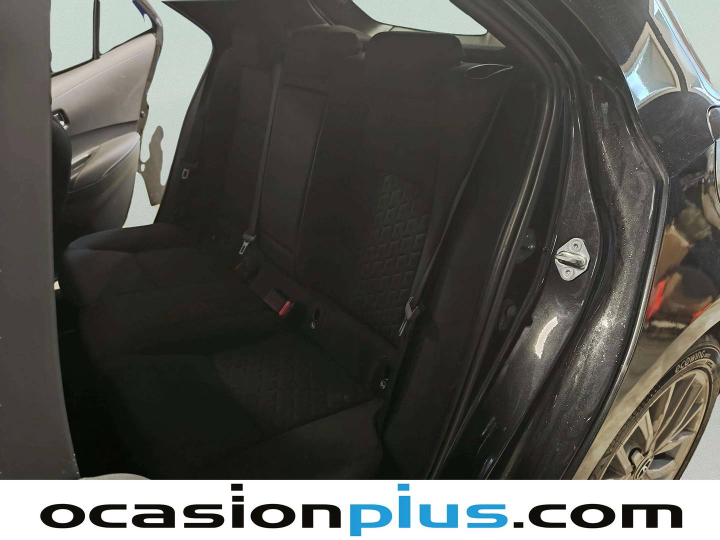 Foto asientos traseros Toyota Corolla Toyota Corolla 1.8 125 Híbrido Feel! E-CVT (122 CV)