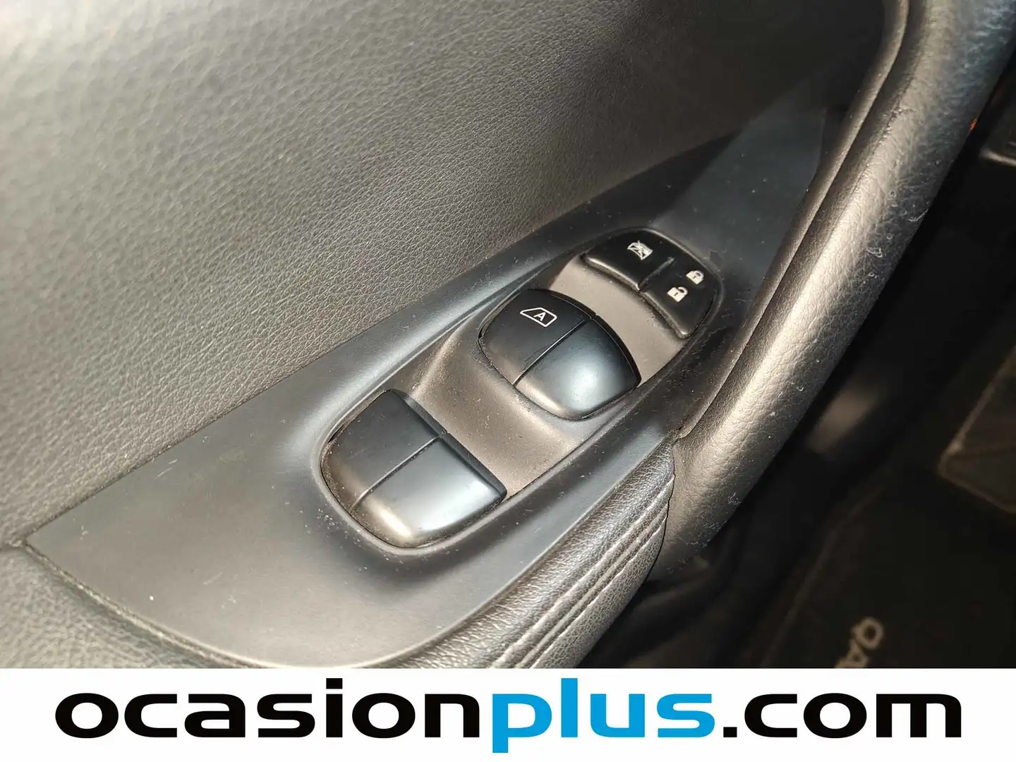 Foto Nissan QASHQAI Nissan Qashqai dCi 130 S&S Tekna 17`` 4x2 XTronic (130 CV)