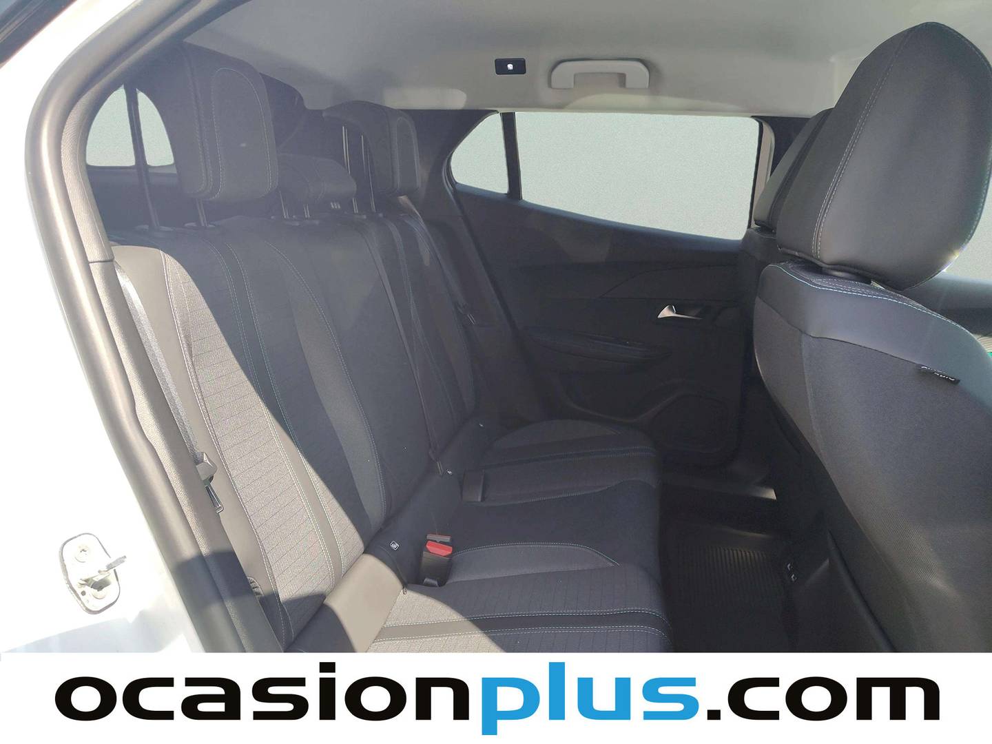 Peugeot 2008 Peugeot 2008 PureTech 130 S&S Allure Pack EAT8 (130 CV) gasolina