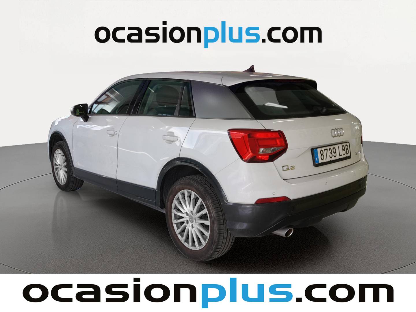 Foto trasera Audi Q2 Audi Q2 Design 30 TFSI (116CV) izquierda