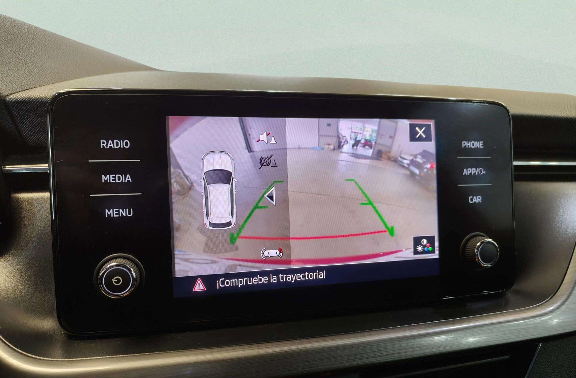 Škoda Kamiq 1.0 TSI Scout - foto 9