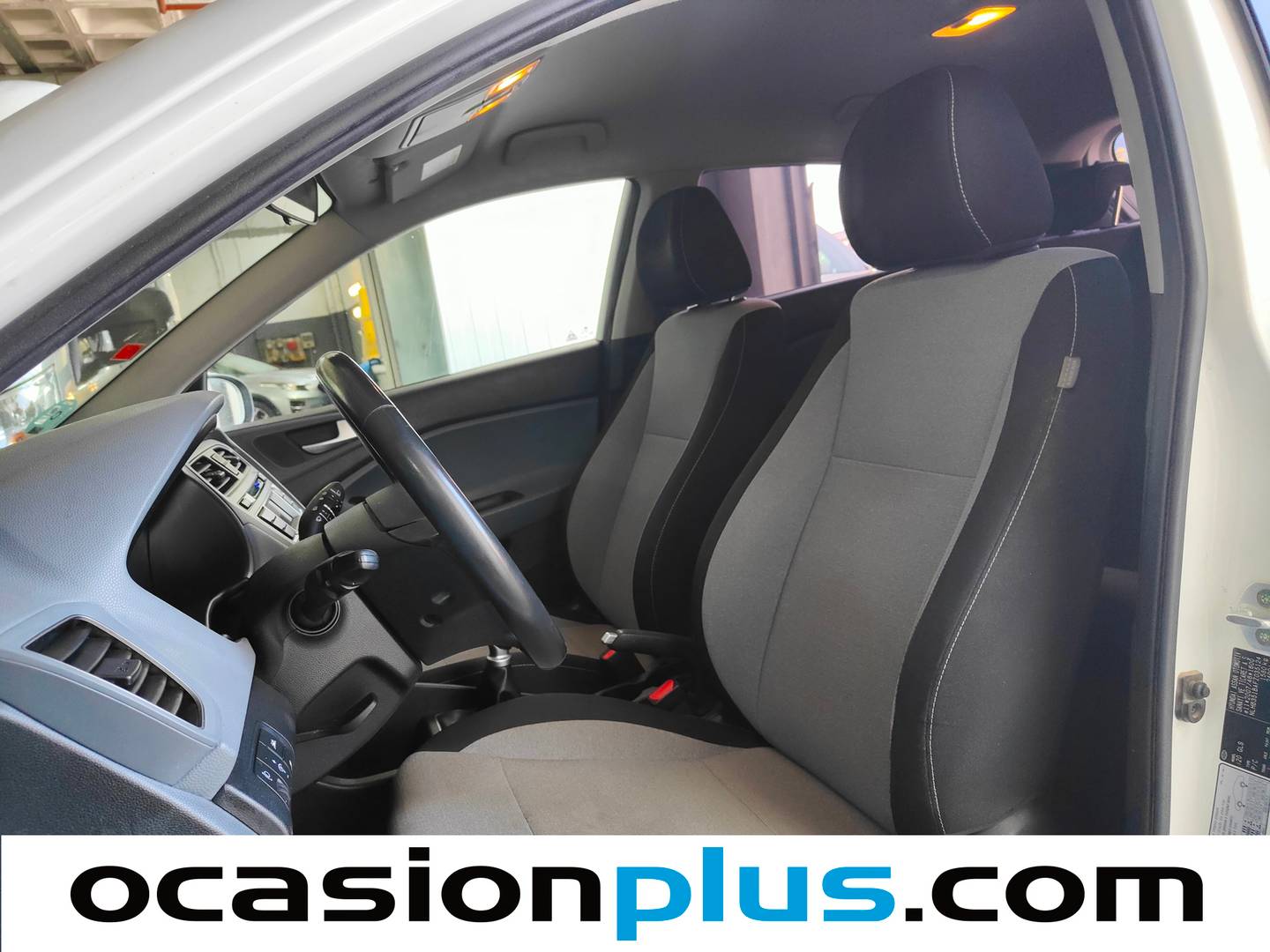 Foto asientos delanteros Hyundai i20 Hyundai i20 1.4 CRDI Klass (90 CV)