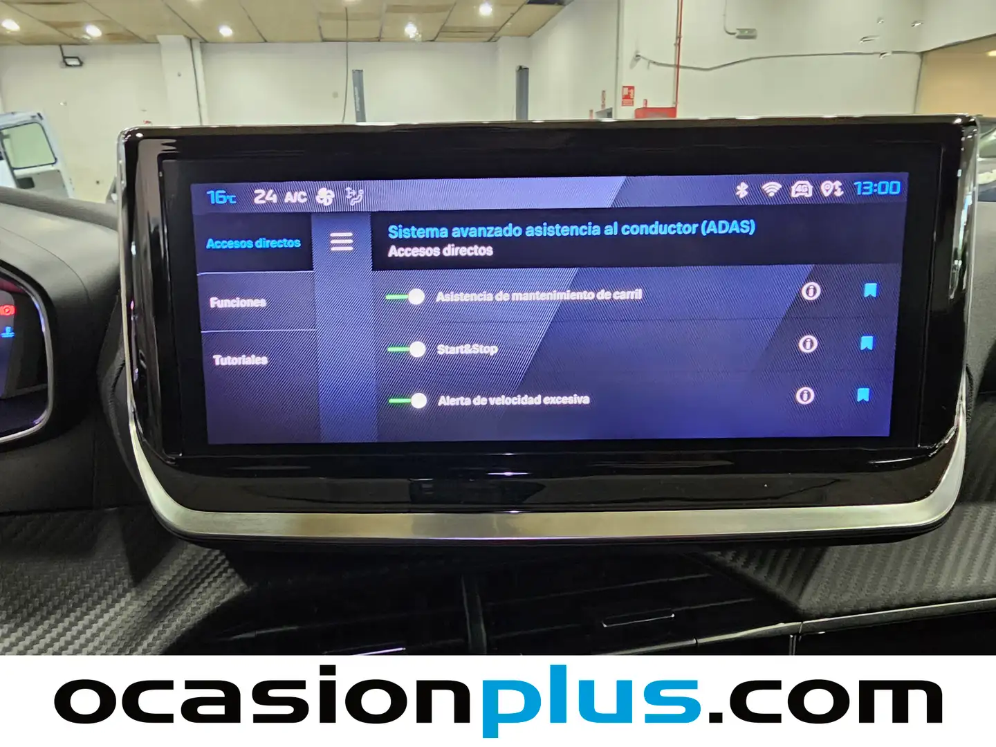 Foto Peugeot 2008 Peugeot 2008 PureTech 100 S&S Allure (100 CV)