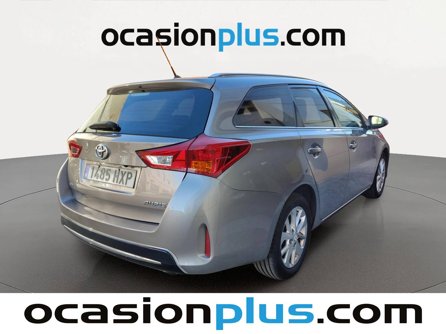 Foto trasera Toyota Auris Toyota Auris 120D Touring Sports Active (124 CV) derecha