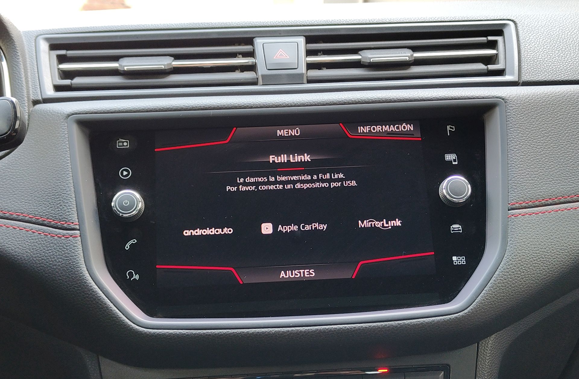 SEAT Arona 1.6 TDI Ecomotive FR - foto 9