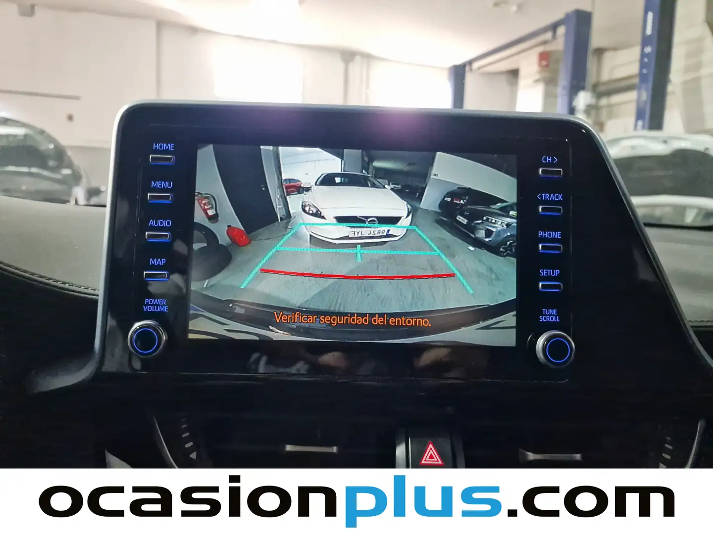 Foto Toyota C-HR Toyota C-HR 1.8 125H Advance (122 CV)