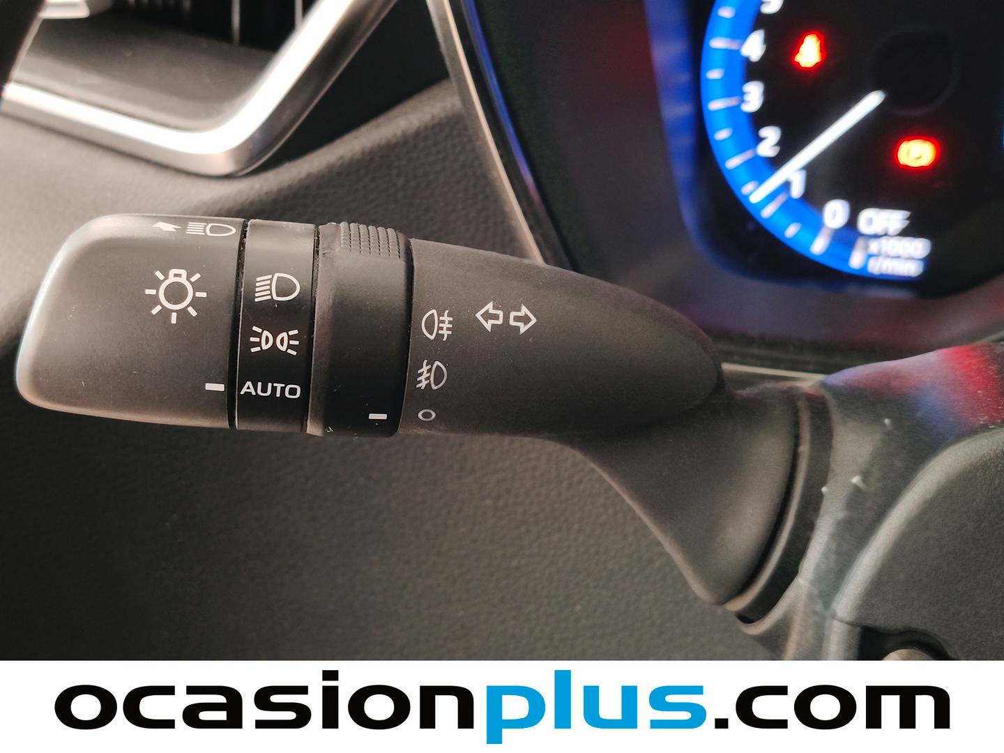 Accesorios del Toyota Corolla Toyota Corolla 180H Touring Sports GR-Sport E-CVT (180 CV)
