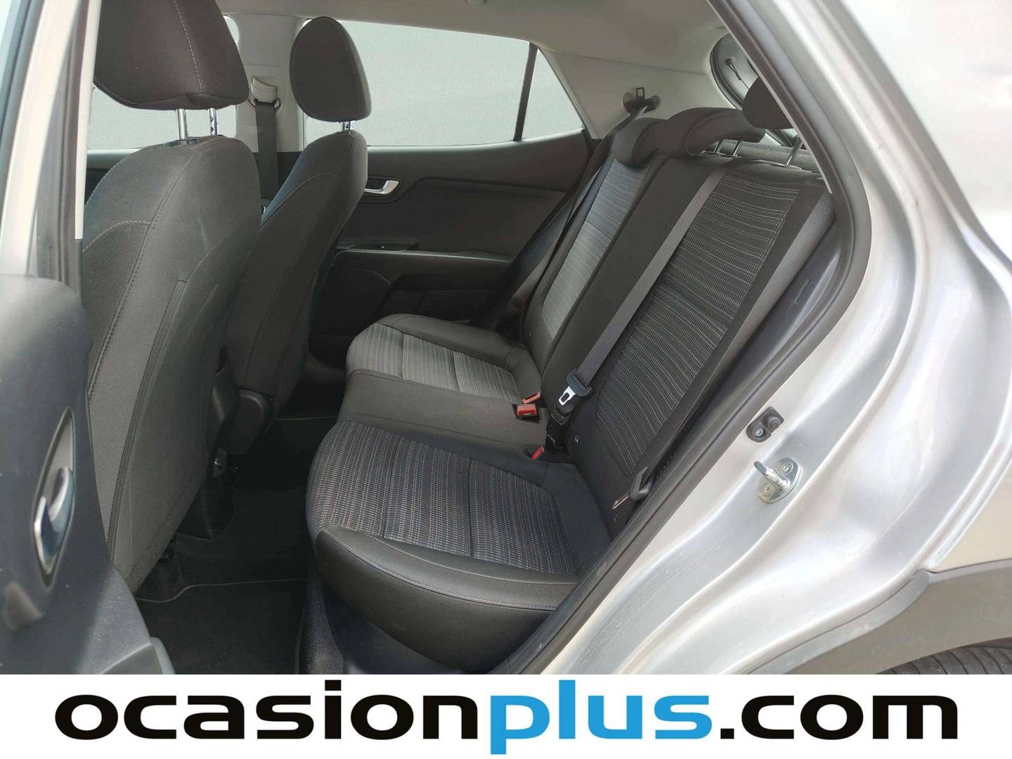 Foto asientos traseros KIA Stonic KIA Stonic 1.0 T-GDi MHEV Drive (100 CV)