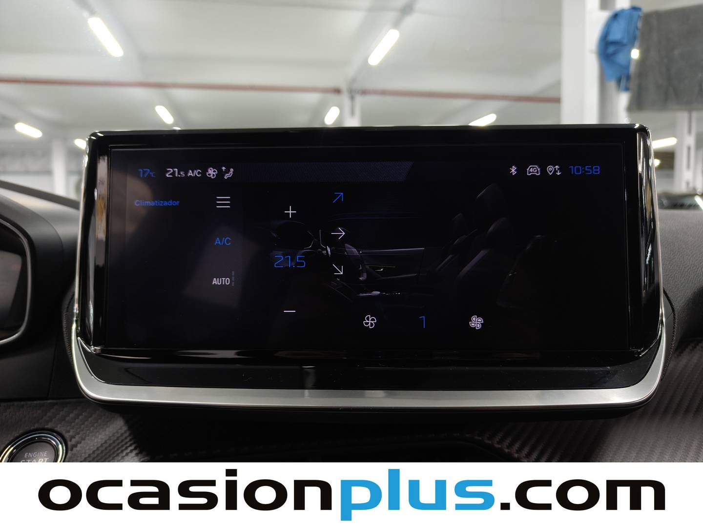 Foto Peugeot 2008 Peugeot 2008 Allure Hybrid eDCS6 (136 CV)