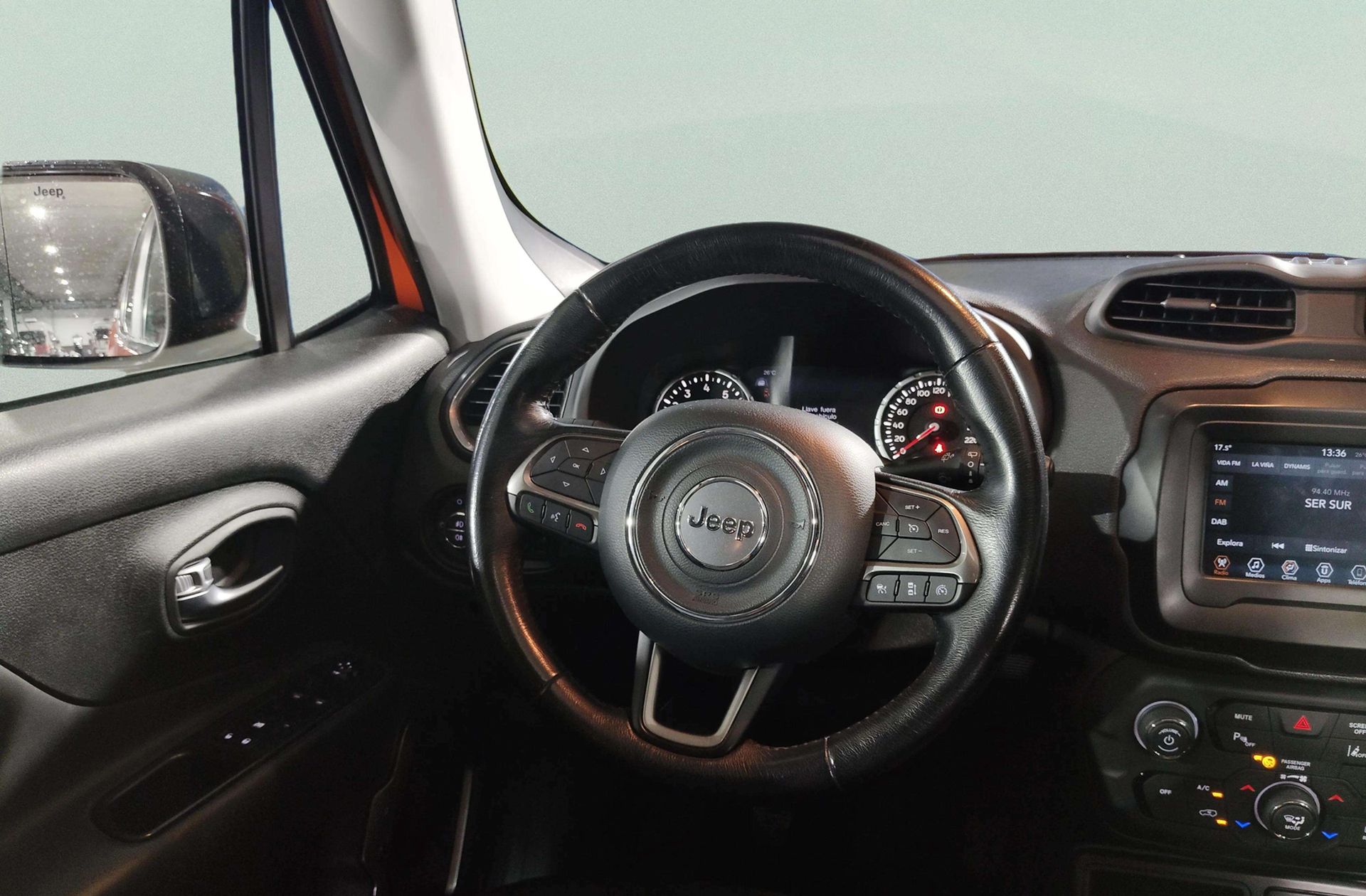 Jeep Renegade 1.4 MultiAir Limited 4x2 - foto 24