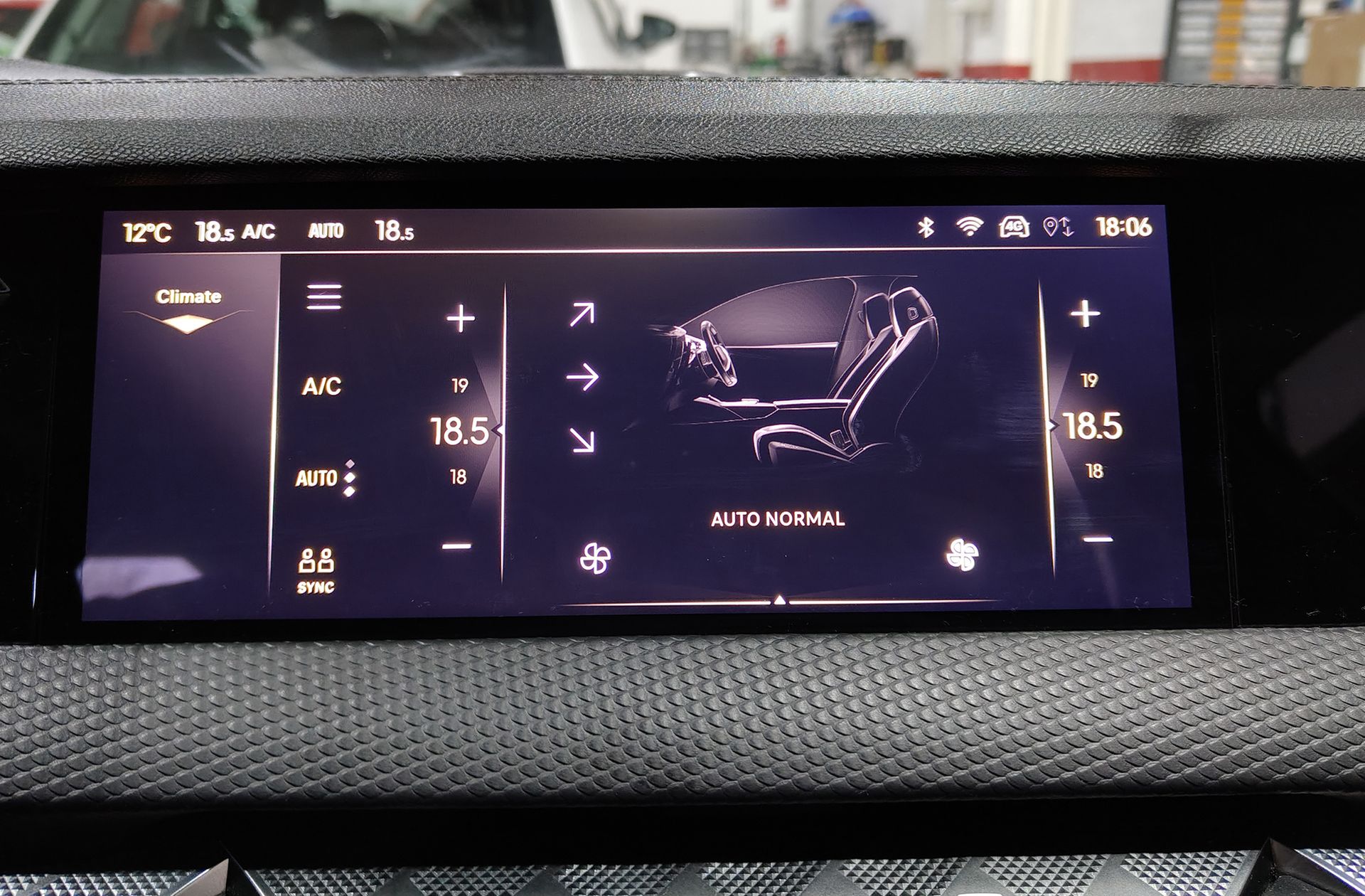 DS DS 4 BlueHDi 130 Trocadero - foto 35