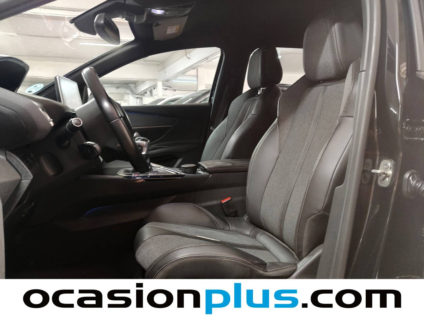 Foto asientos delanteros Peugeot 3008 Peugeot 3008 BlueHDI 130 S&S GT Line  (130 CV)