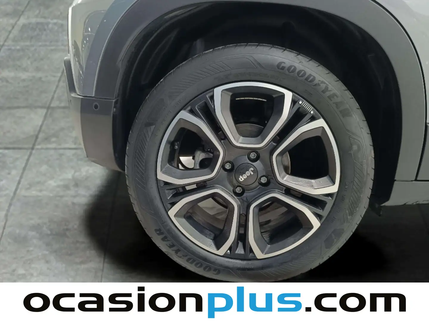 Foto Jeep Avenger Jeep Avenger 1.2 G Summit (100 CV)