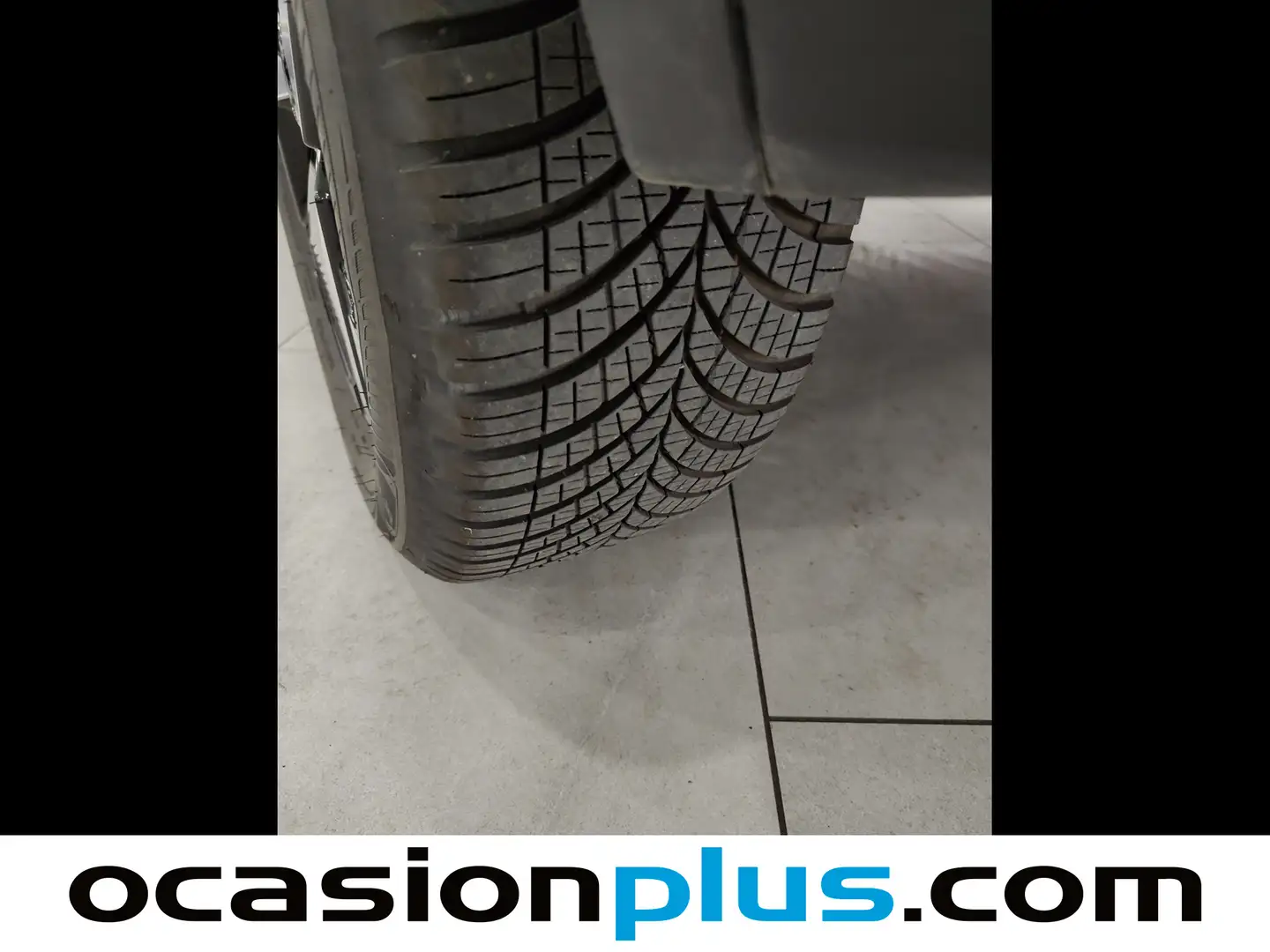 Foto Peugeot 2008 Peugeot 2008 Allure Hybrid eDCS6  (136 CV)