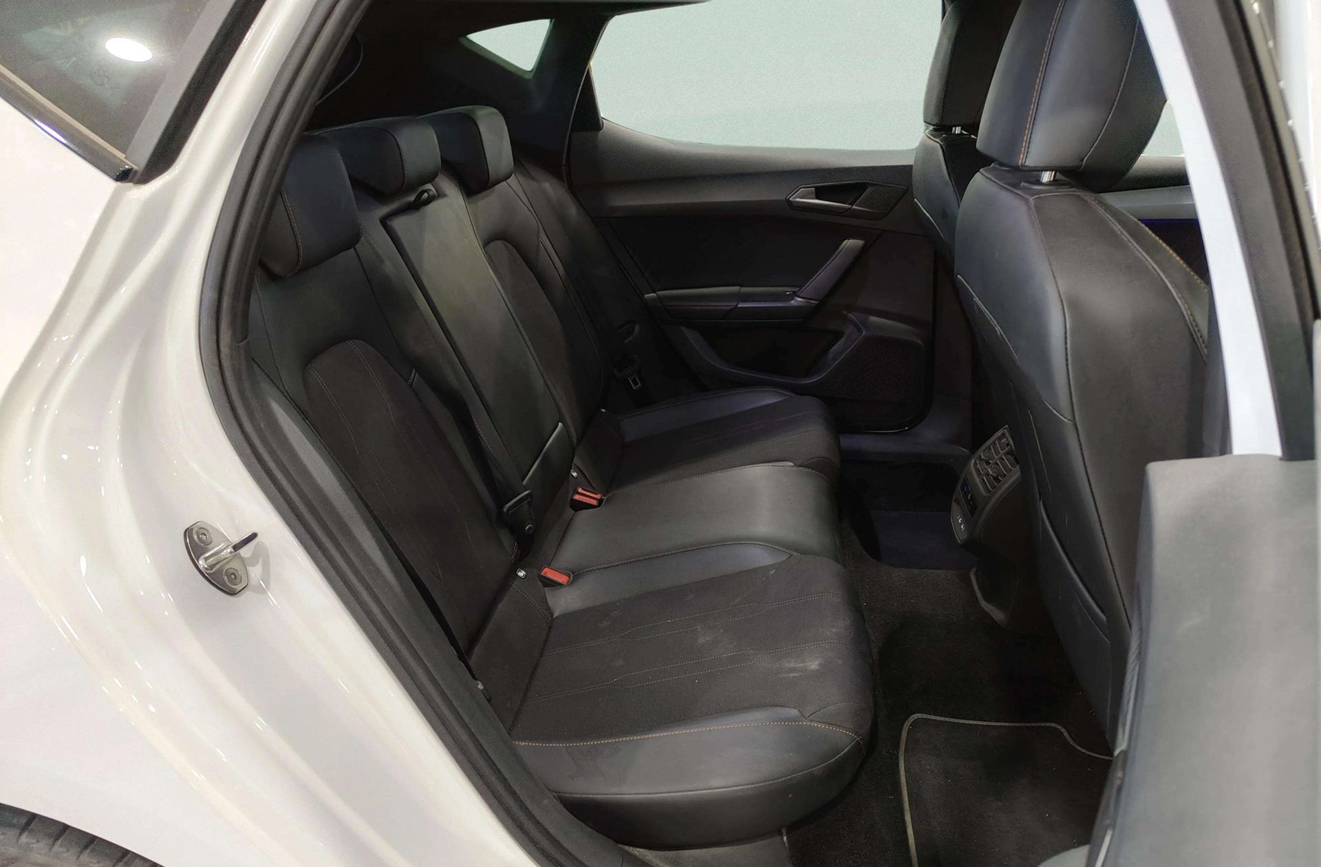 Cupra León 1.5 eTSI DSG - foto 20